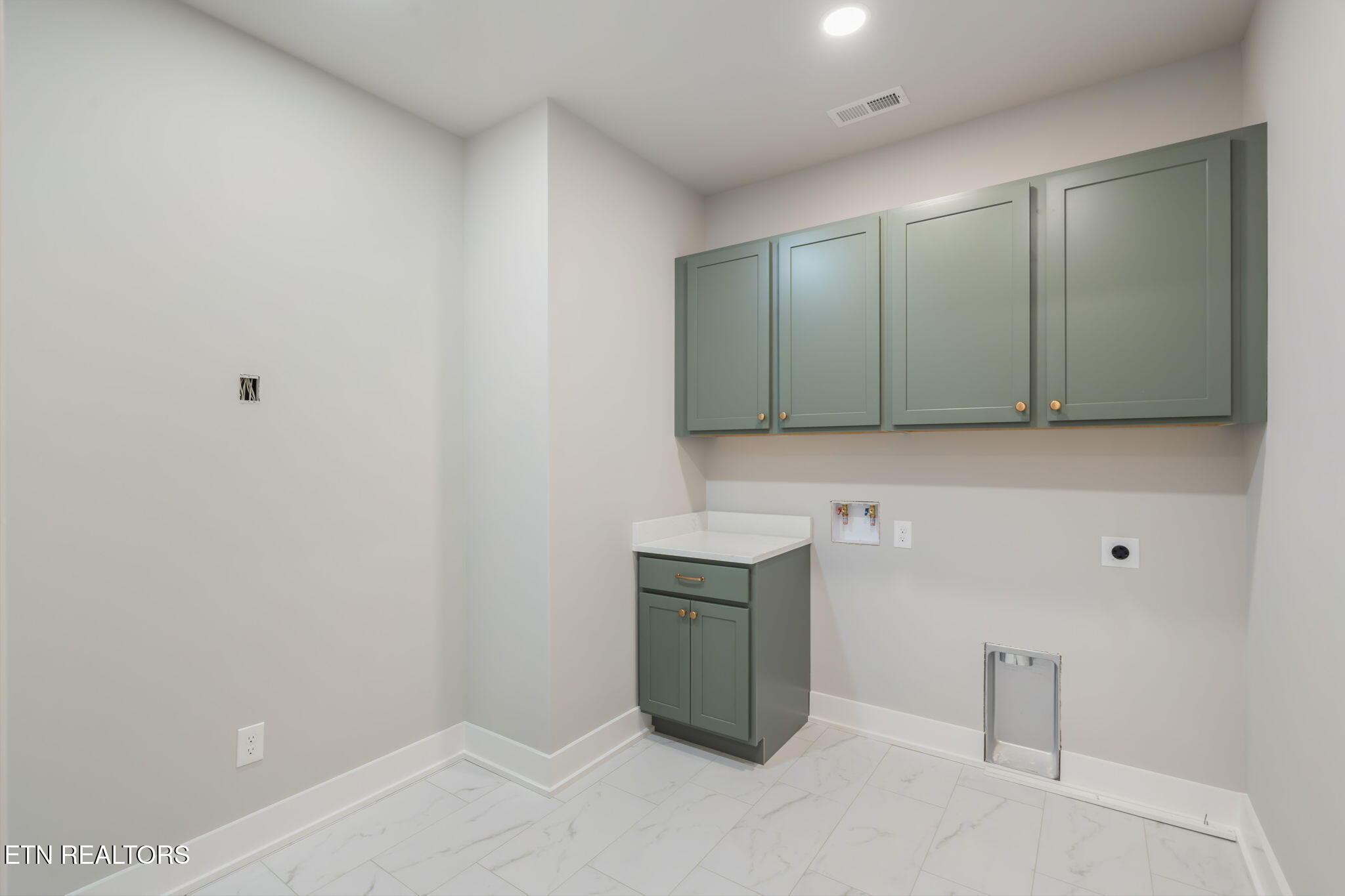 204 Goldcrest Drive Vonore TN 37885