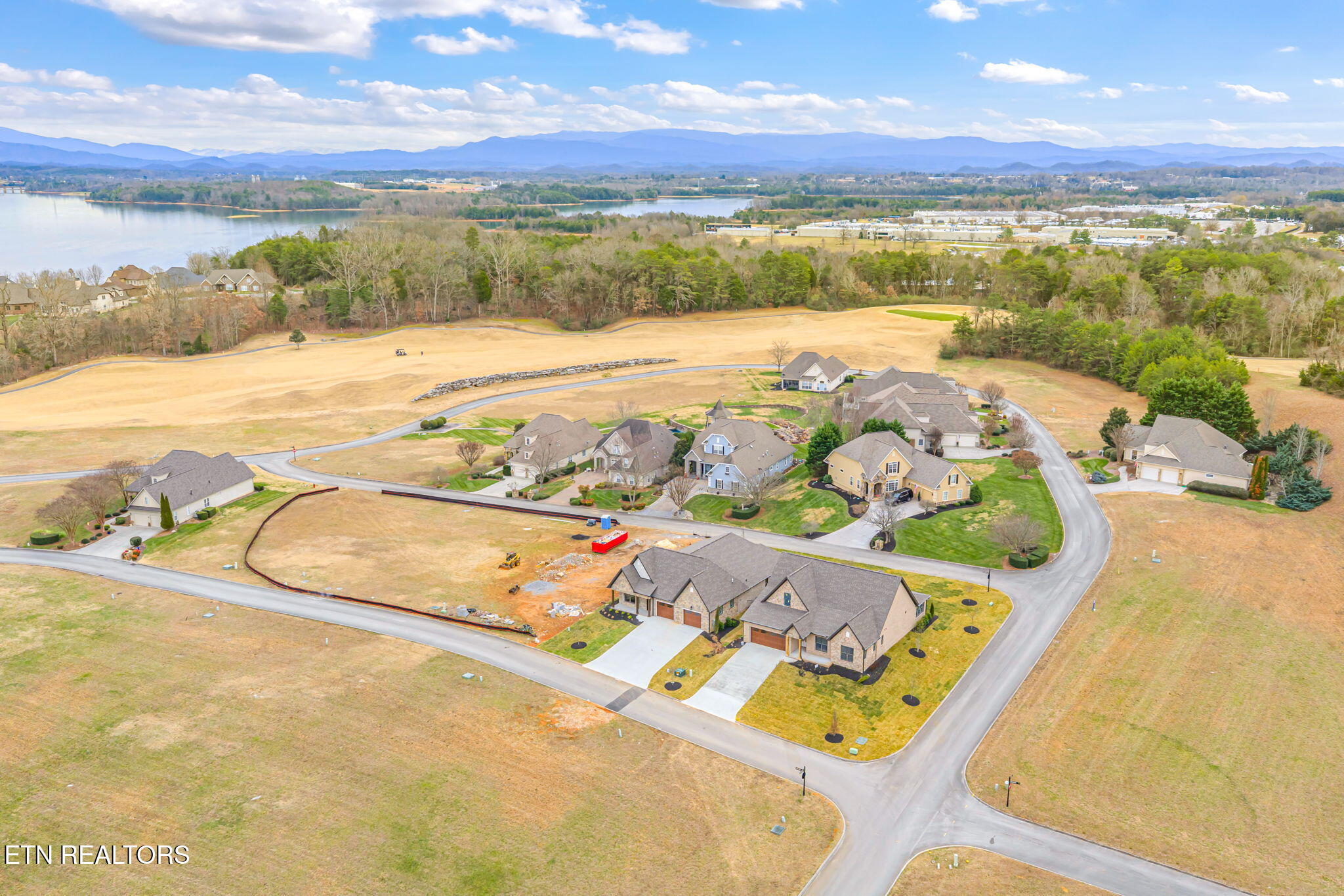 204 Goldcrest Drive Vonore TN 37885