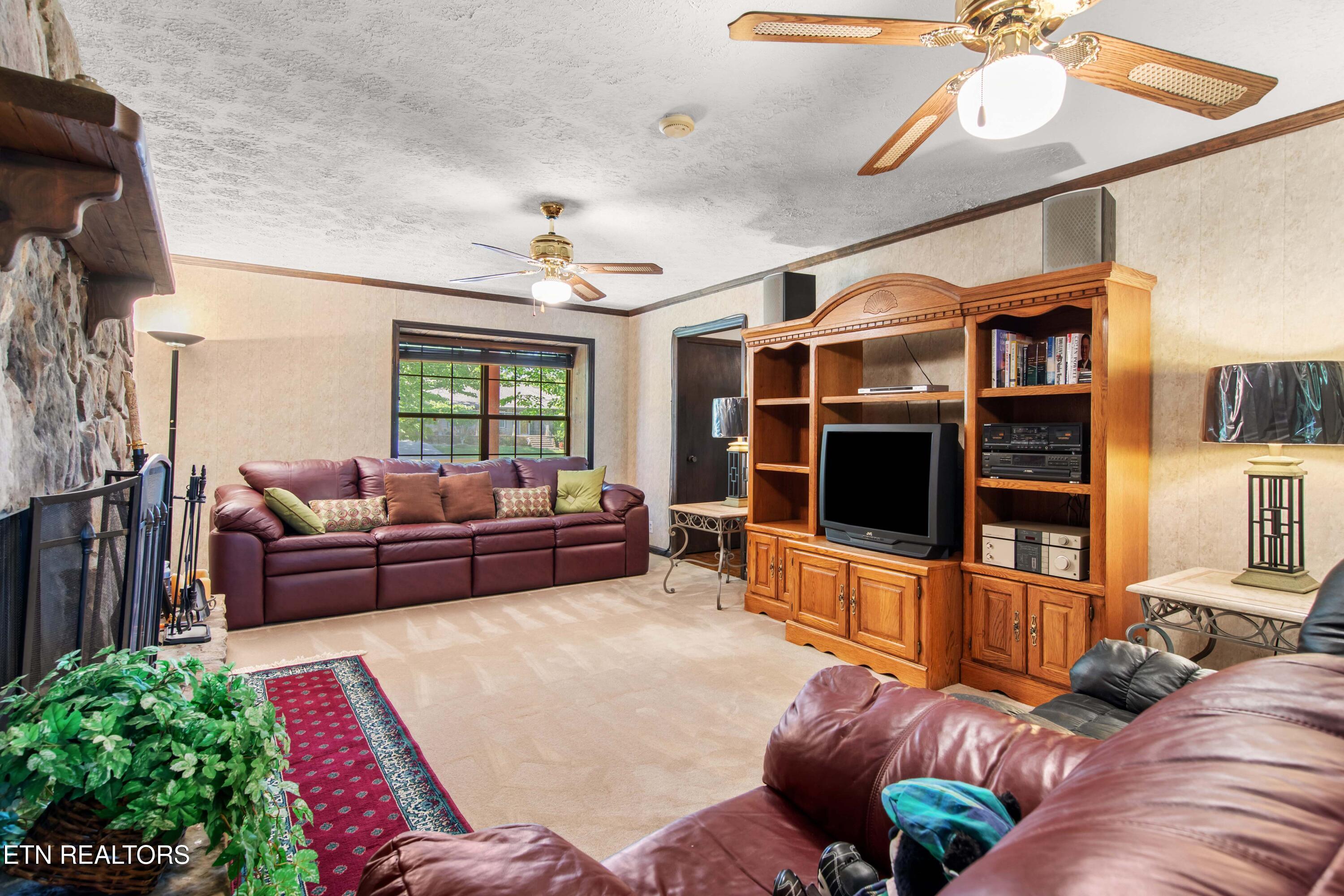 11429 Hickory Springs Drive Knoxville TN 37932