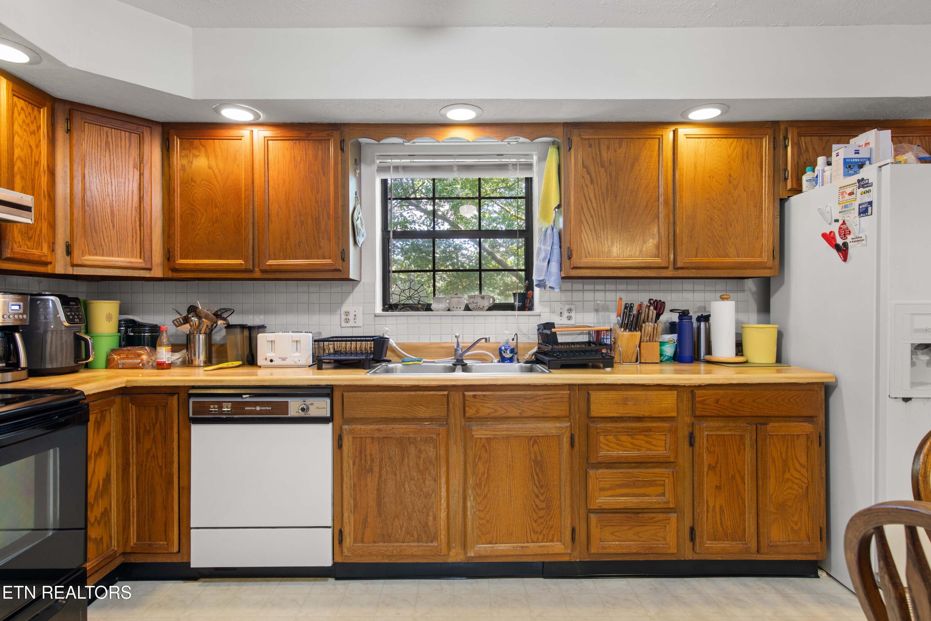 11429 Hickory Springs Drive Knoxville TN 37932