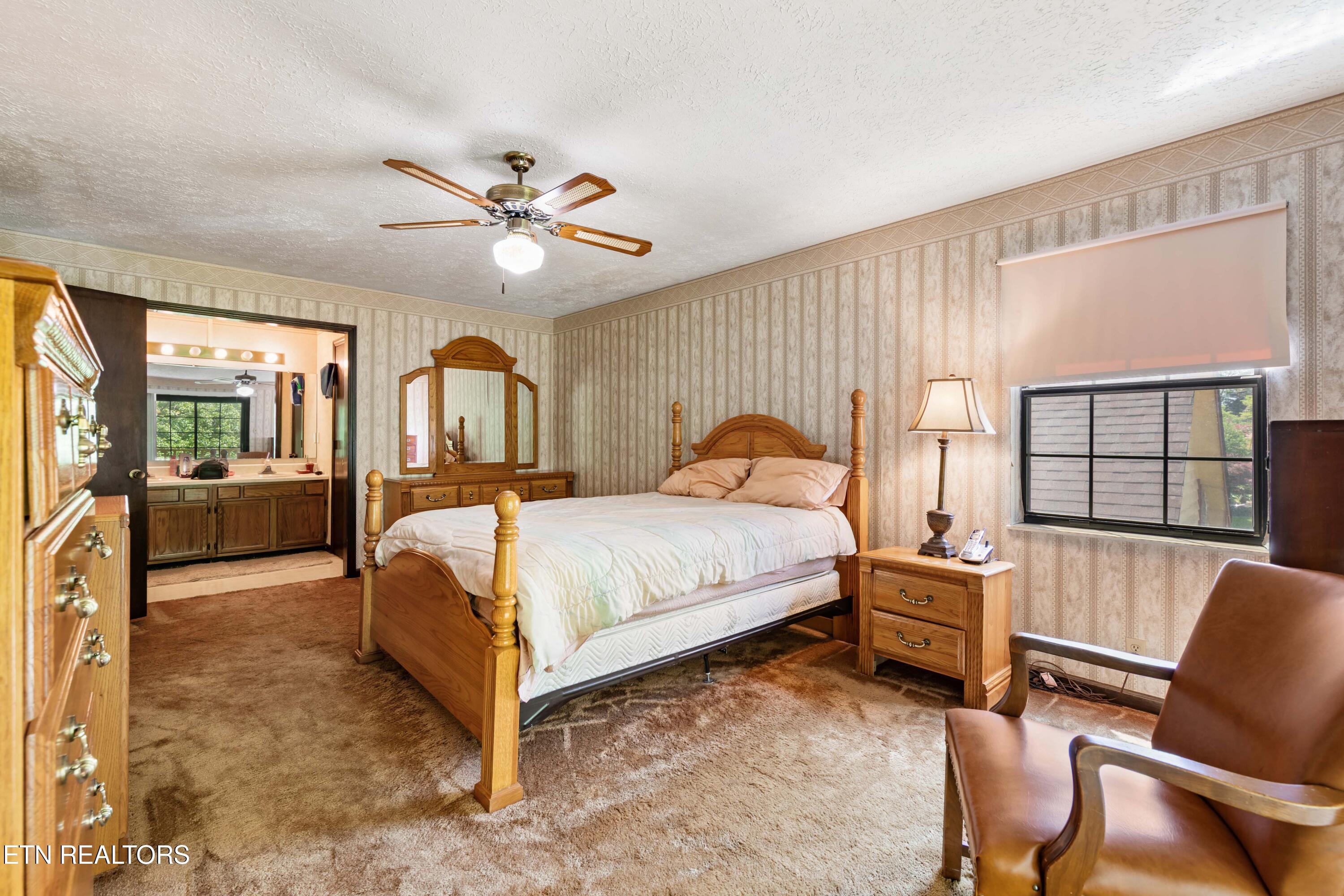 11429 Hickory Springs Drive Knoxville TN 37932