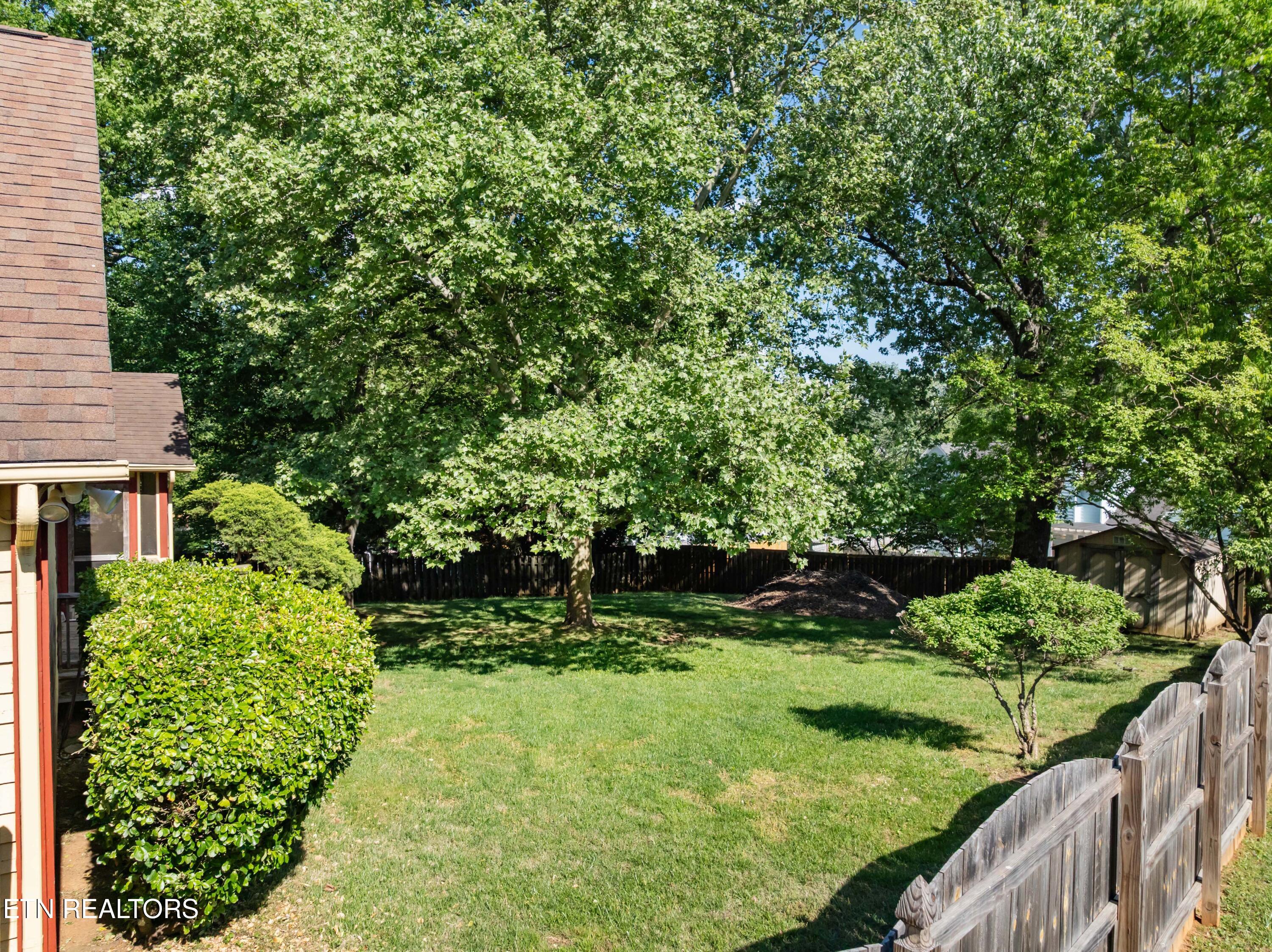 11429 Hickory Springs Drive Knoxville TN 37932