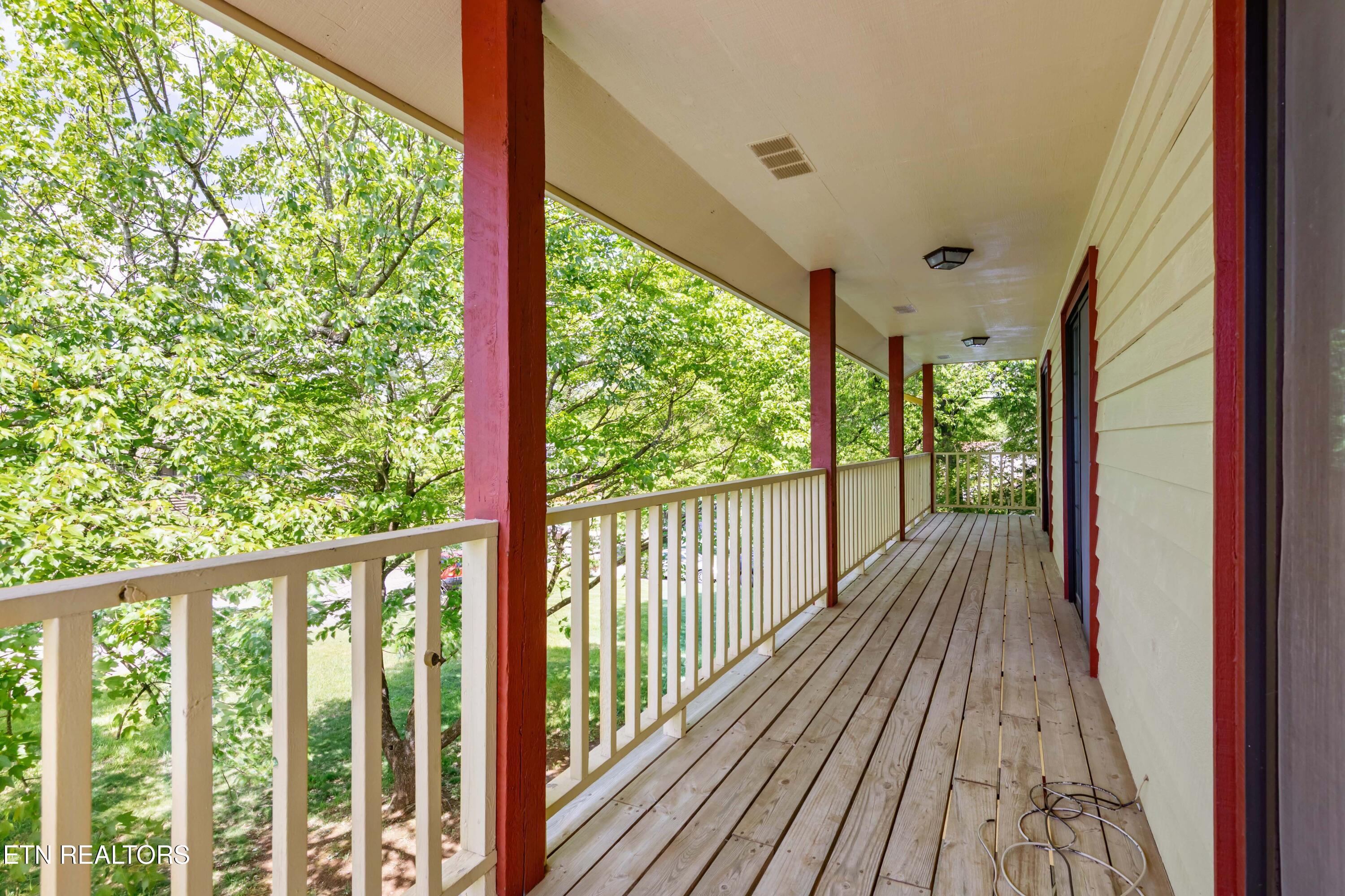 11429 Hickory Springs Drive Knoxville TN 37932