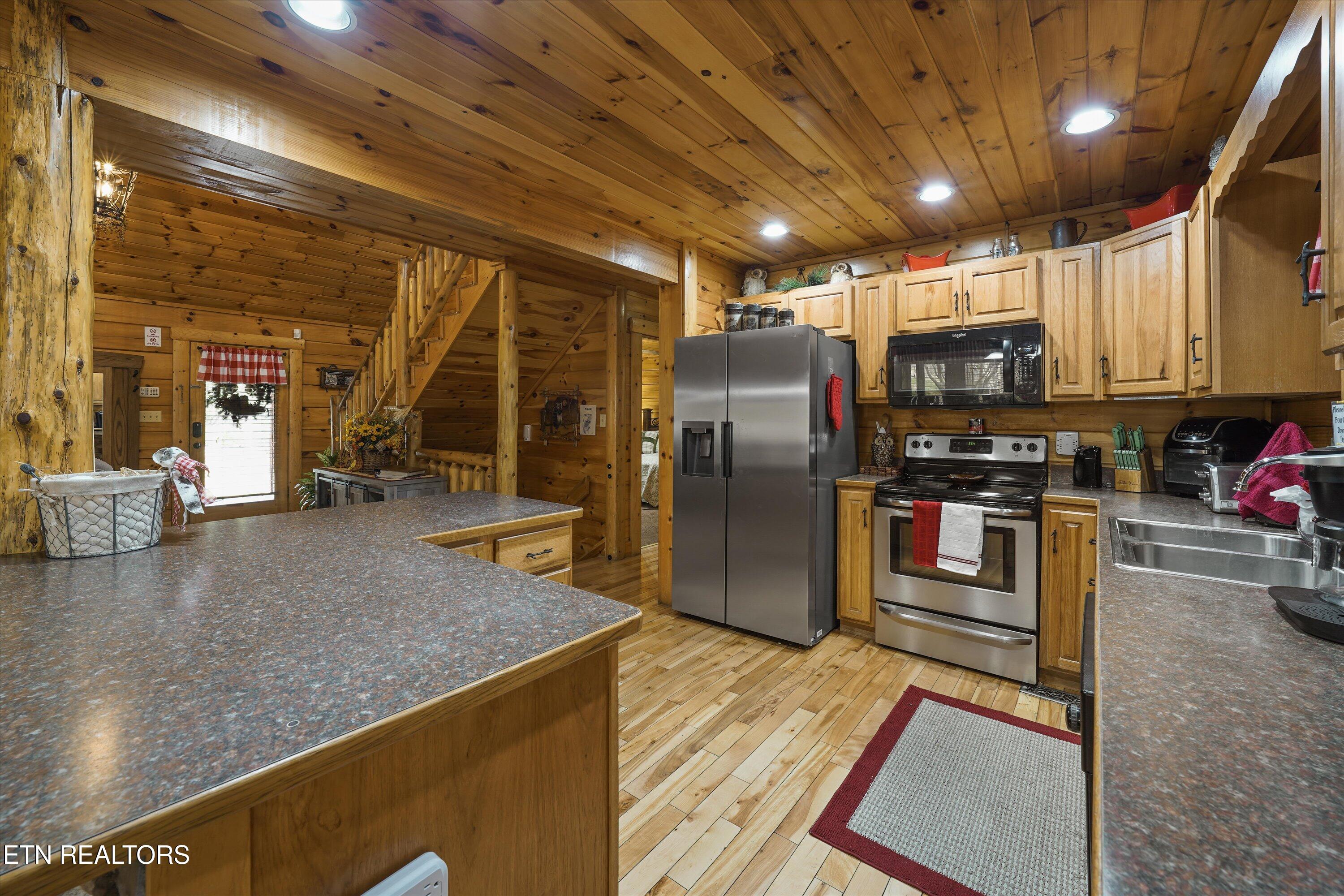 1339 Zachary Thomas Lane Sevierville TN 37876