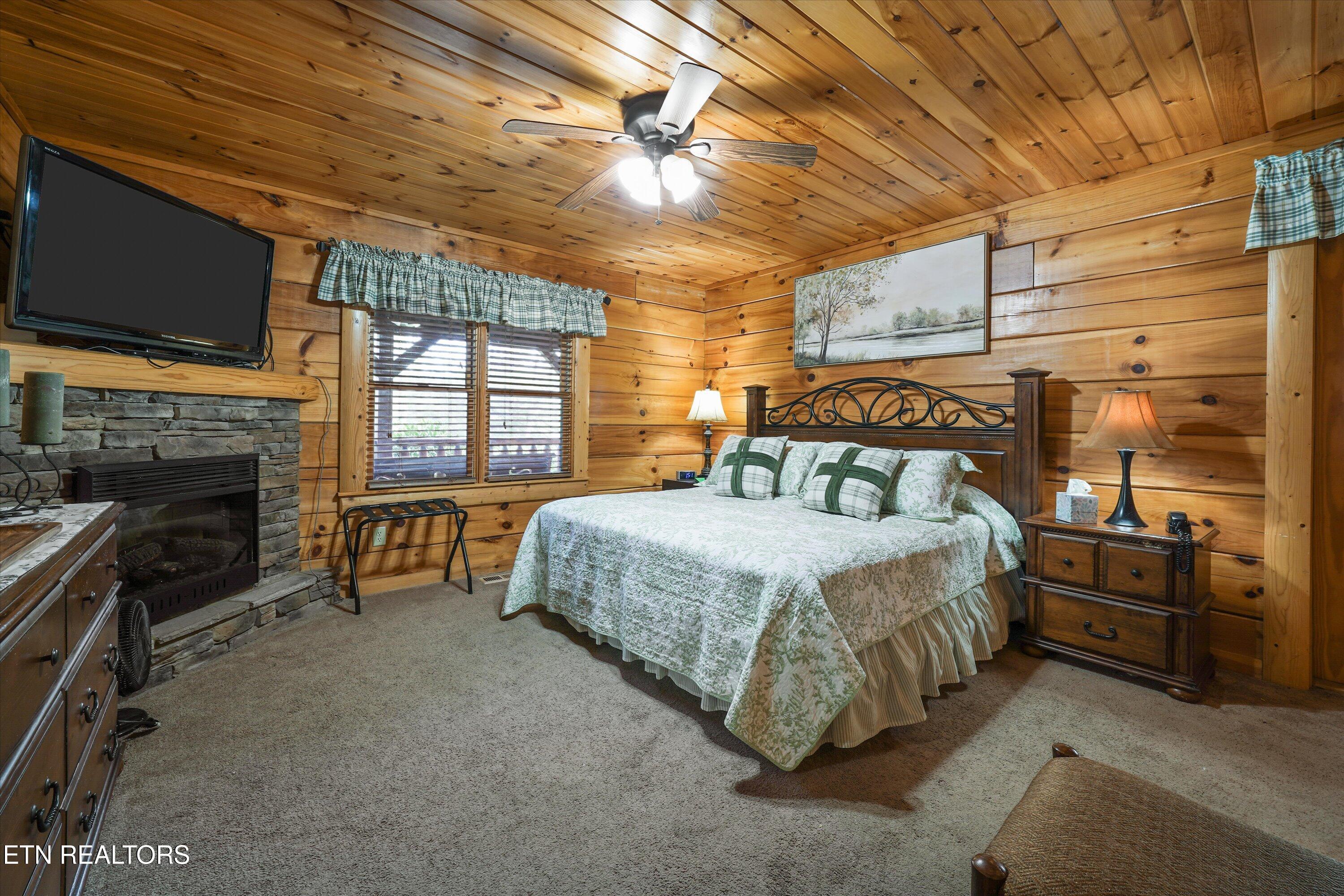 1339 Zachary Thomas Lane Sevierville TN 37876