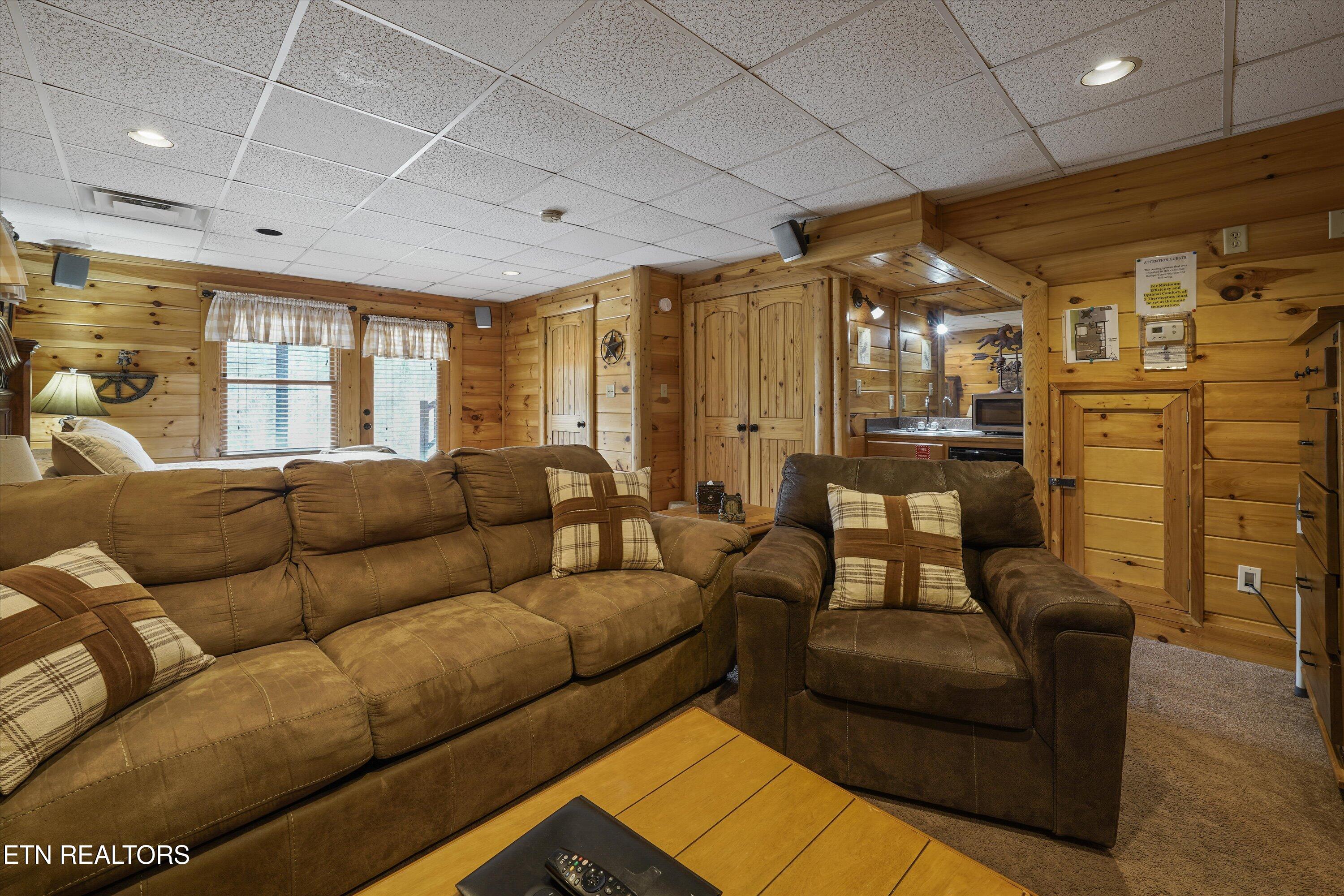 1339 Zachary Thomas Lane Sevierville TN 37876