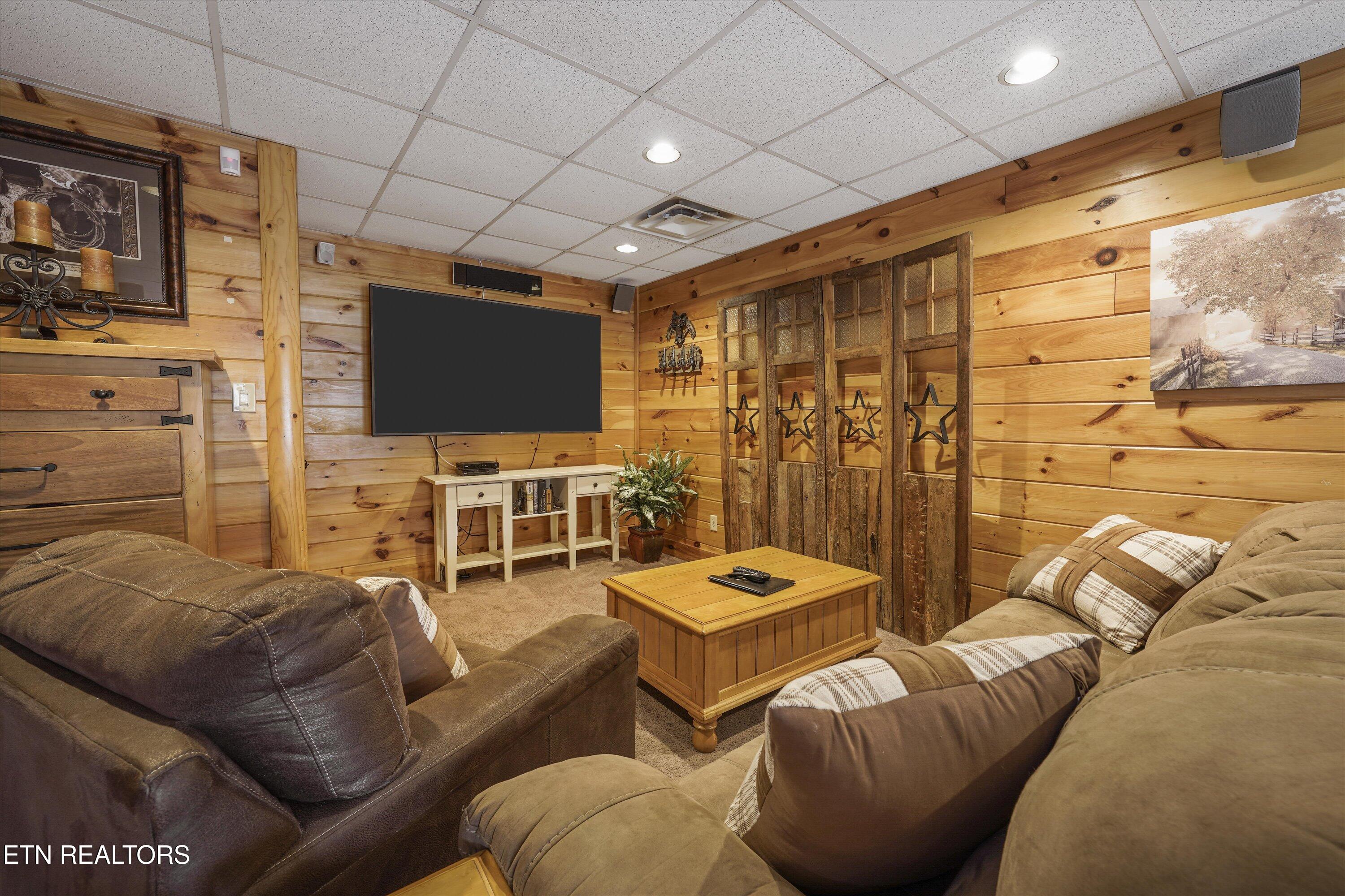1339 Zachary Thomas Lane Sevierville TN 37876