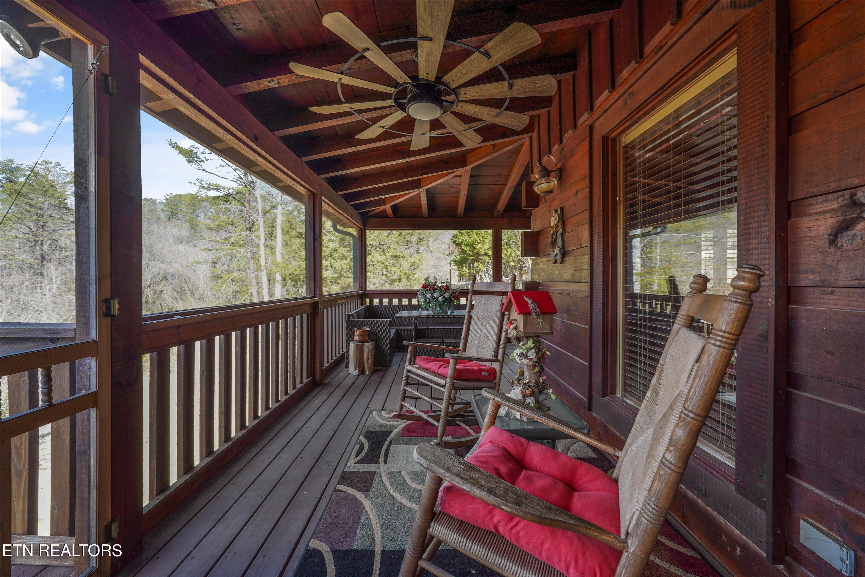 1339 Zachary Thomas Lane Sevierville TN 37876