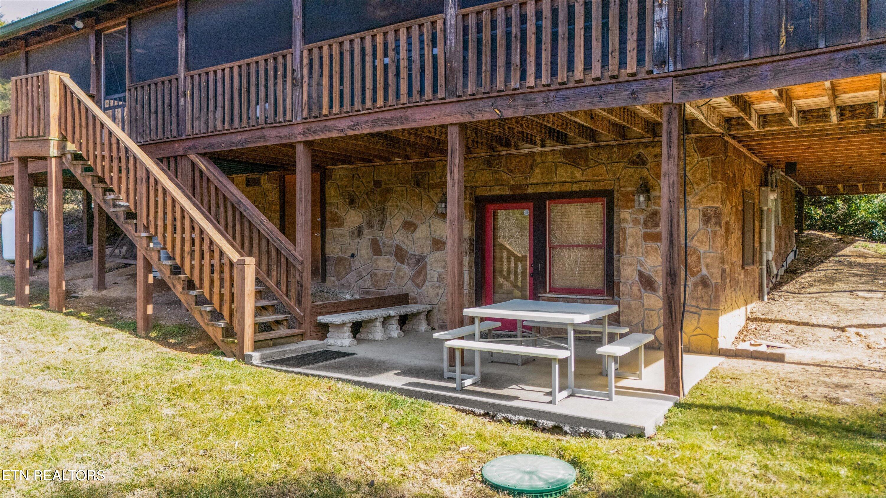 1339 Zachary Thomas Lane Sevierville TN 37876