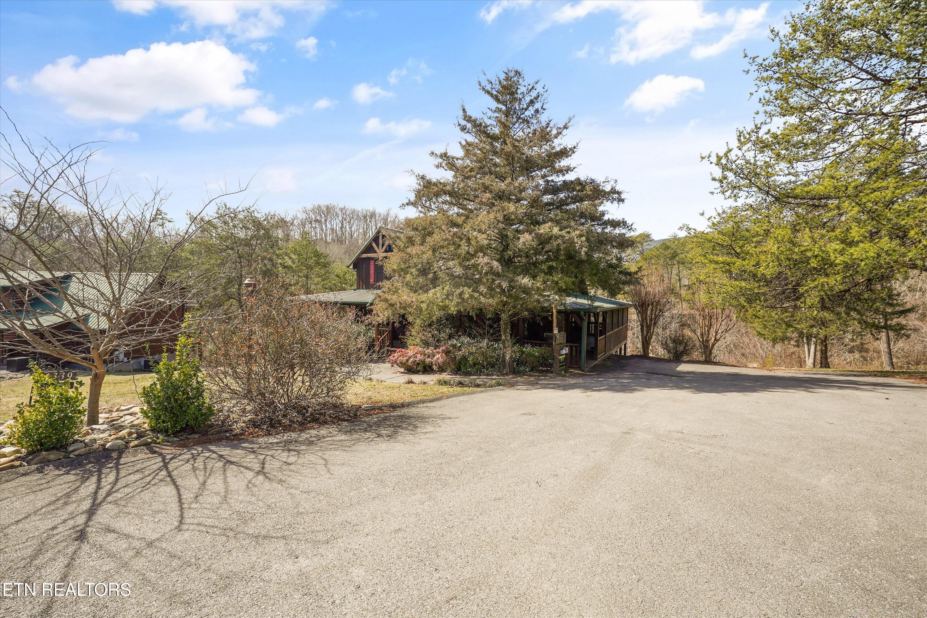 1339 Zachary Thomas Lane Sevierville TN 37876