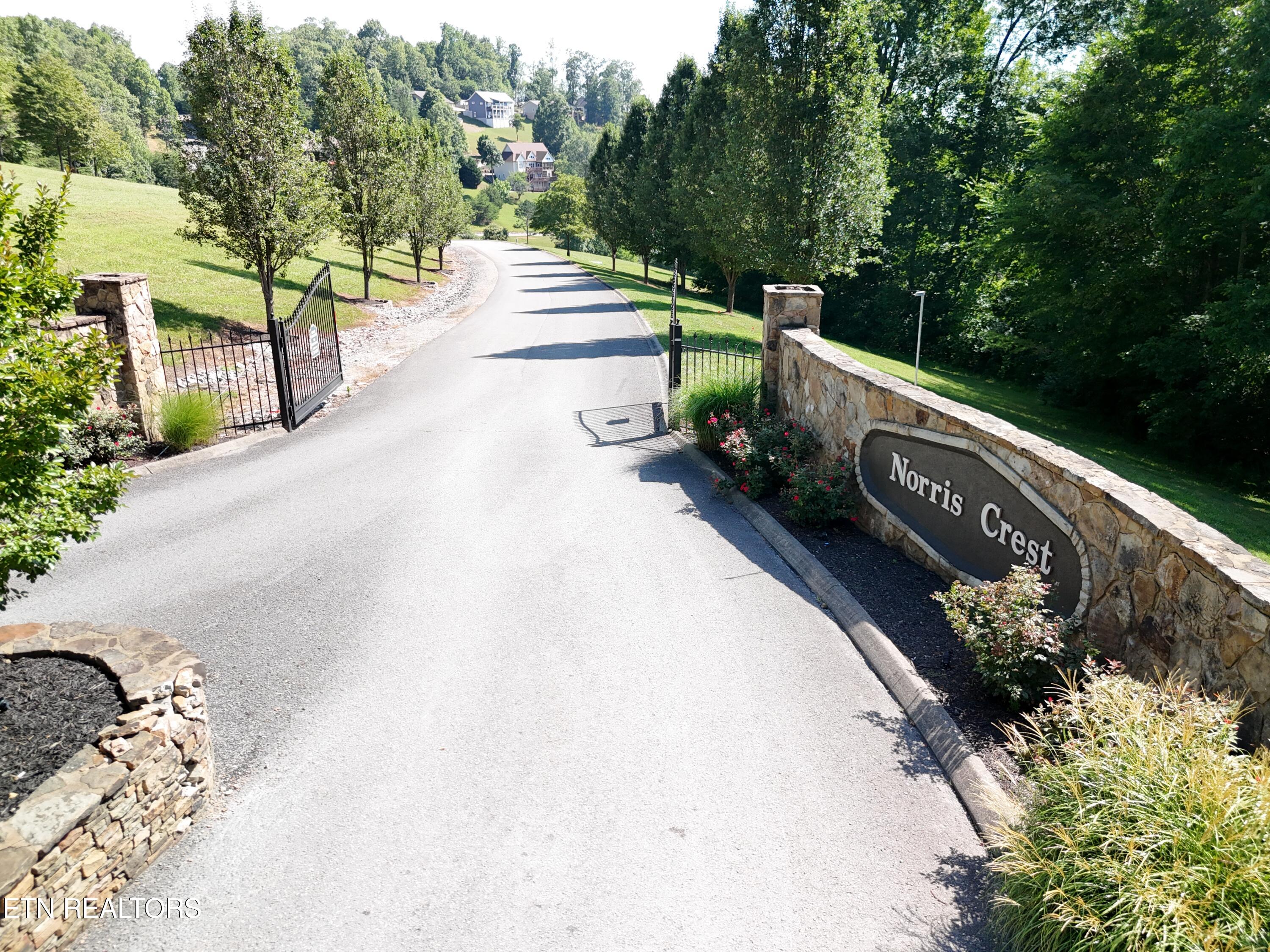 288 Mountain Crest Drive Lafollette TN 37766