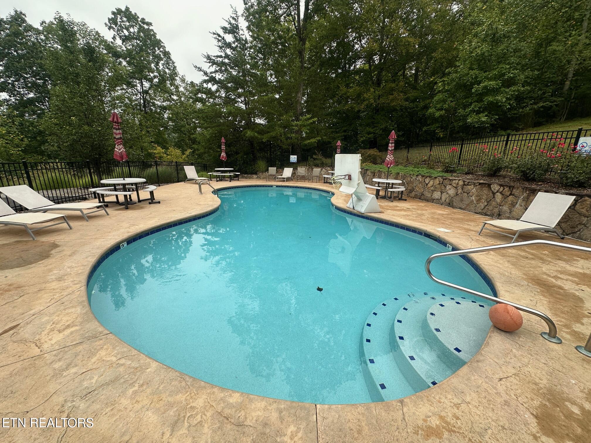 288 Mountain Crest Drive Lafollette TN 37766