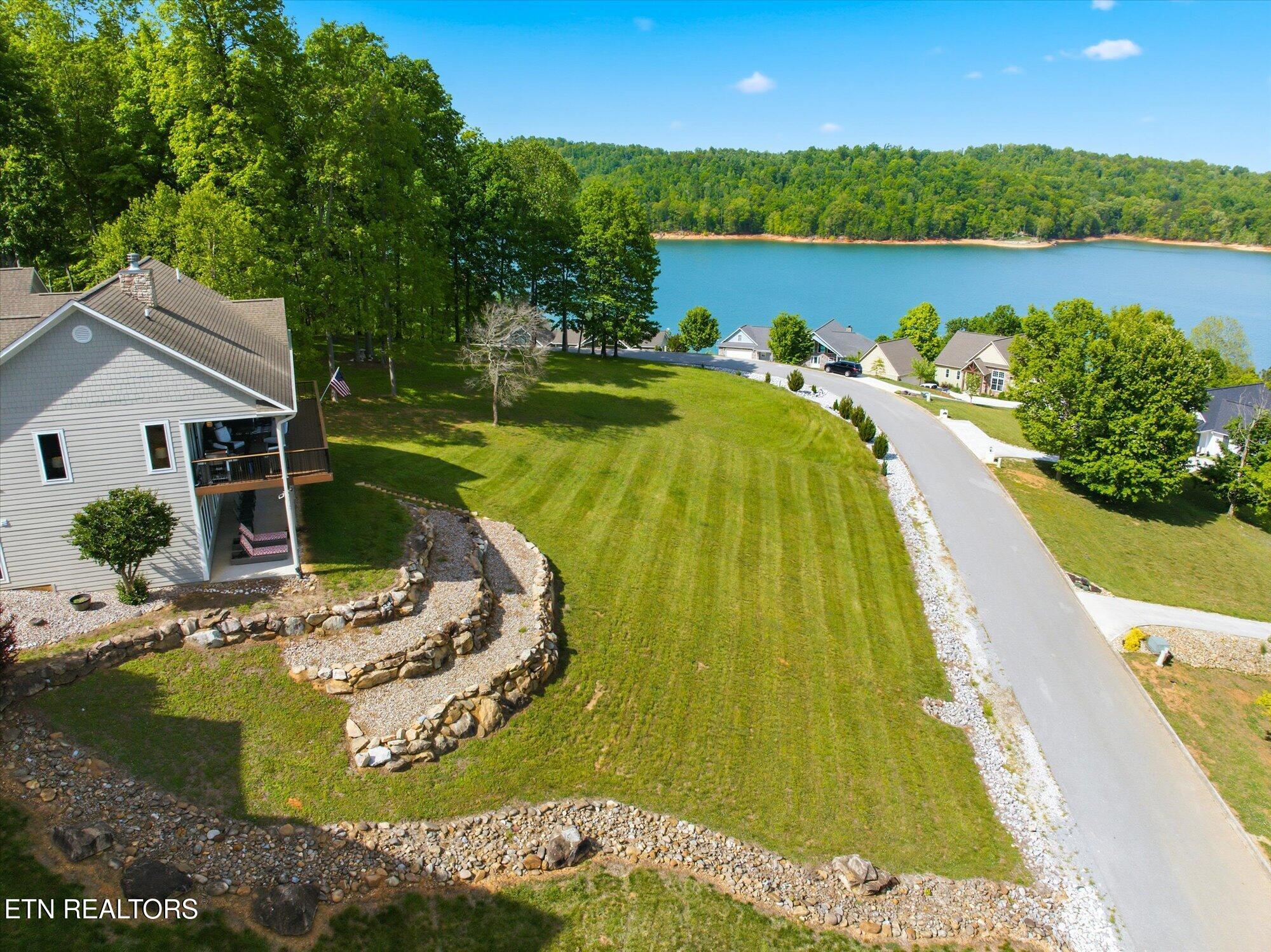 288 Mountain Crest Drive Lafollette TN 37766