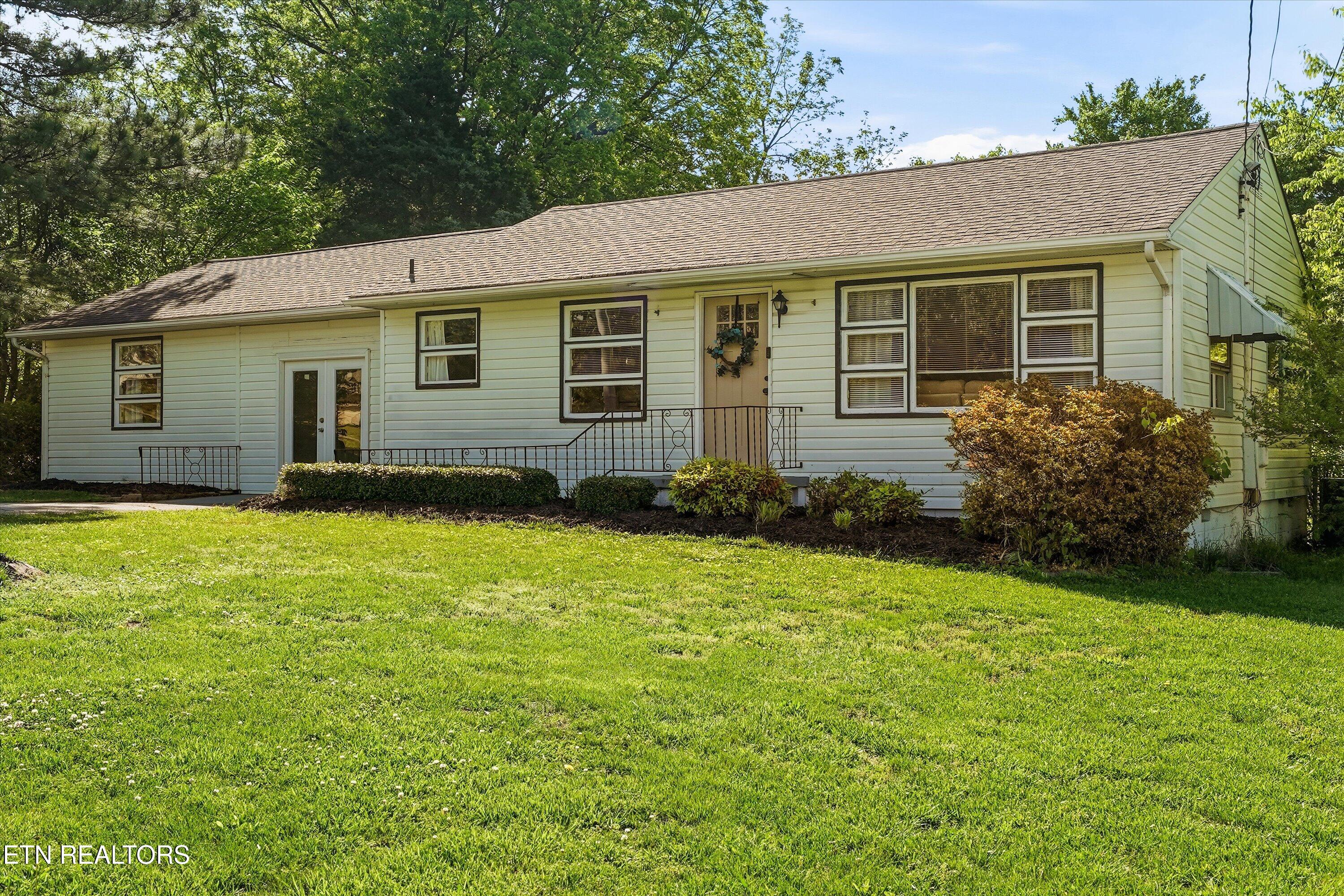 3322 Cunningham Road Knoxville TN 37918