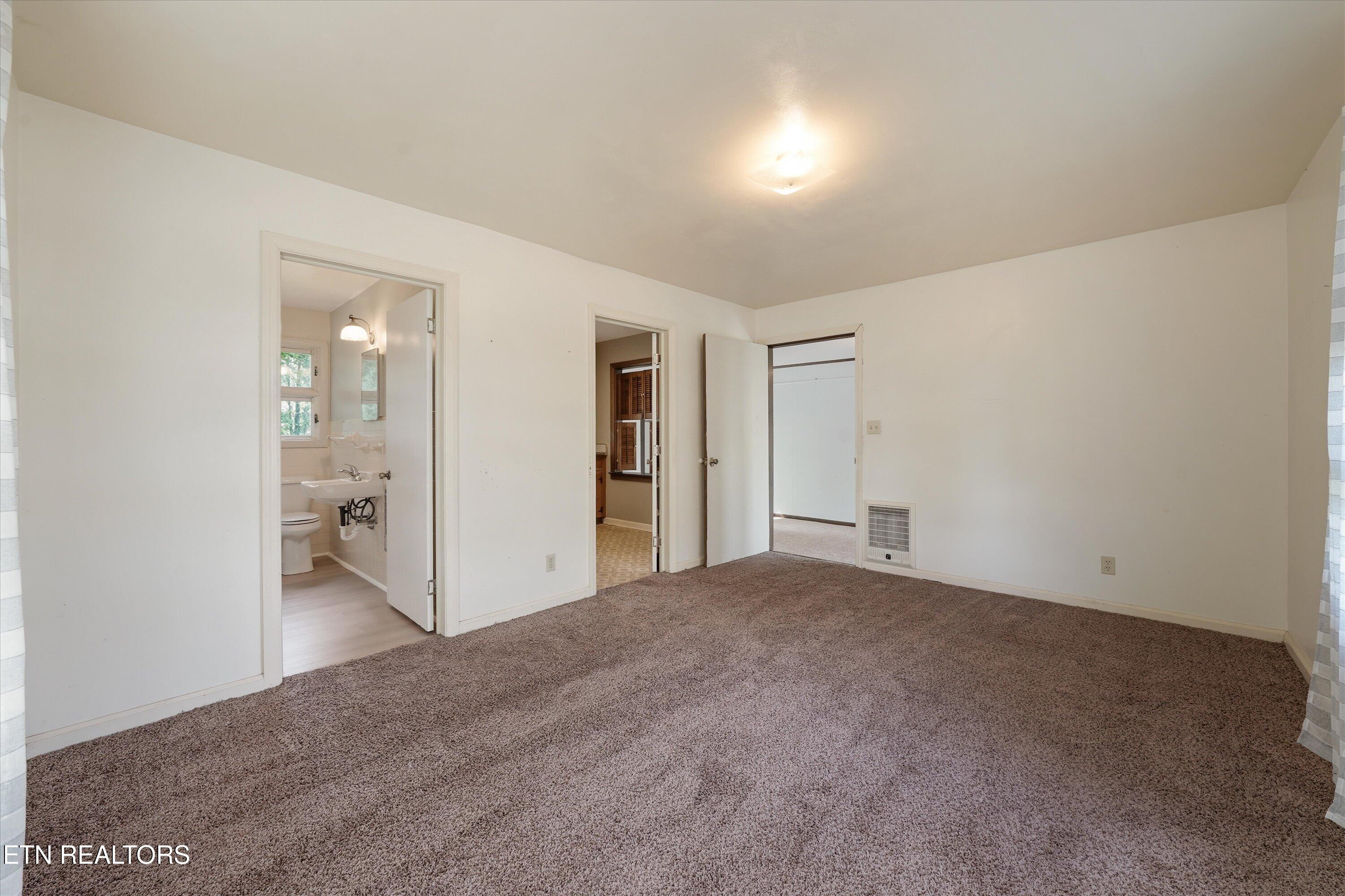 3322 Cunningham Road Knoxville TN 37918