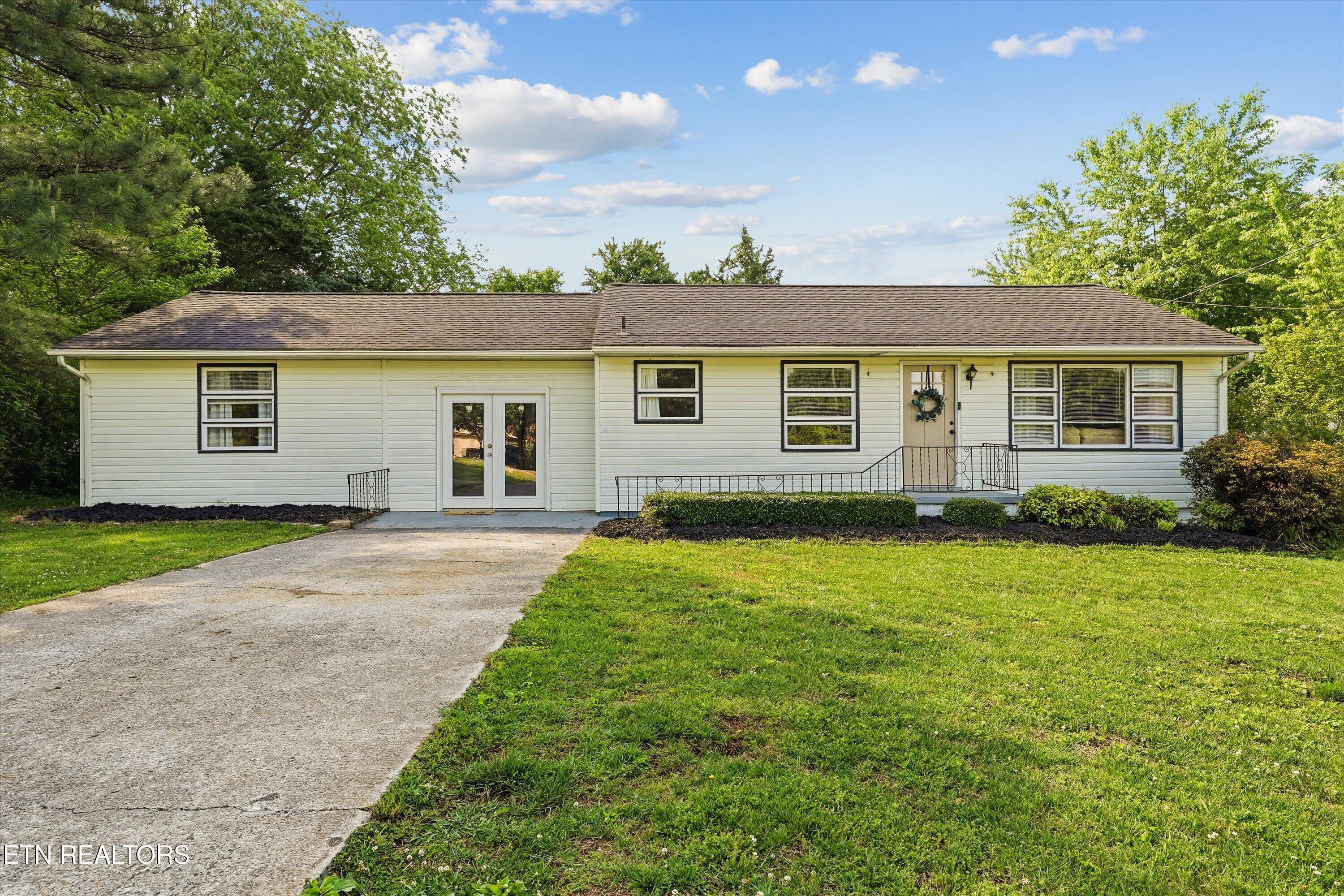 3322 Cunningham Road Knoxville TN 37918