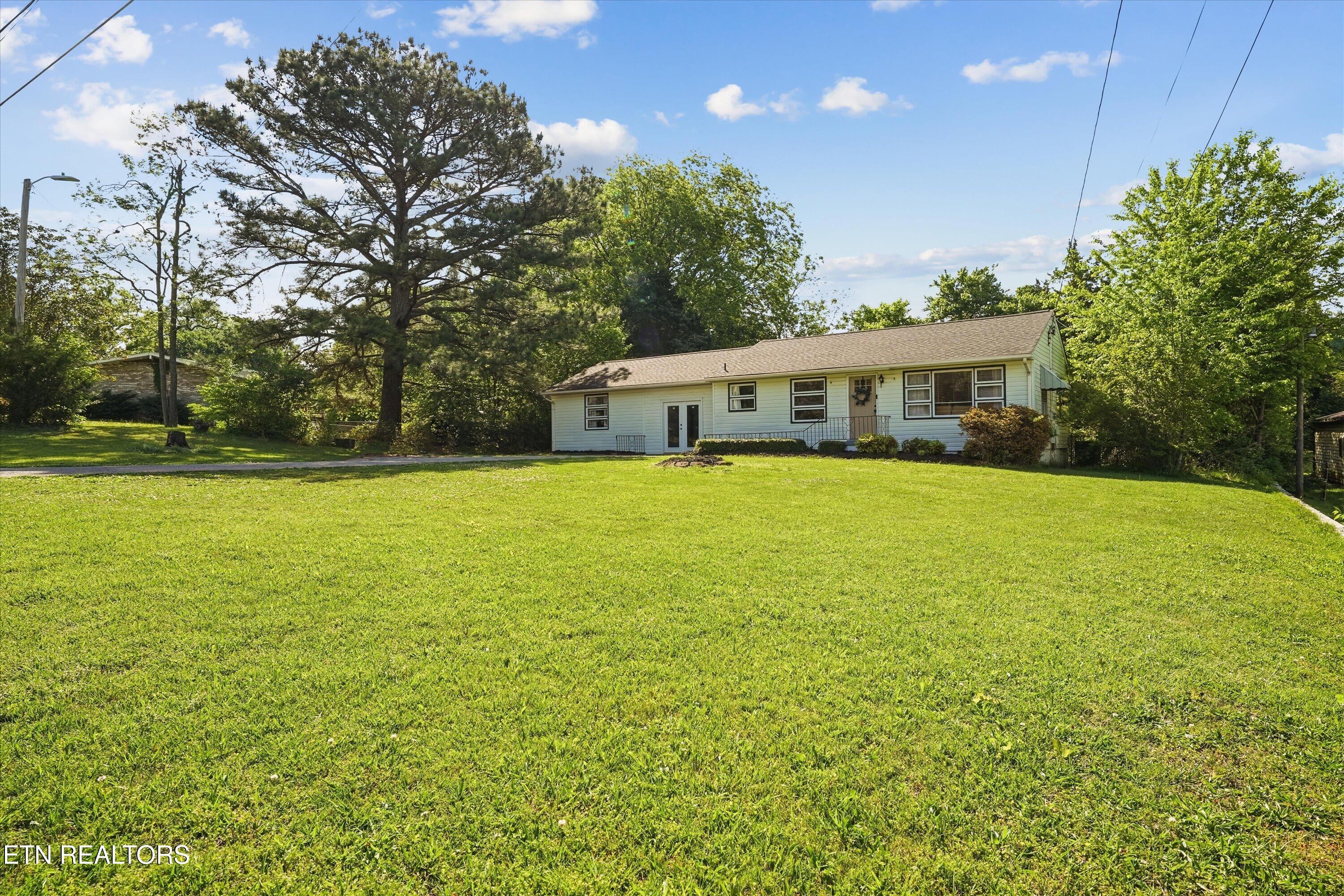 3322 Cunningham Road Knoxville TN 37918