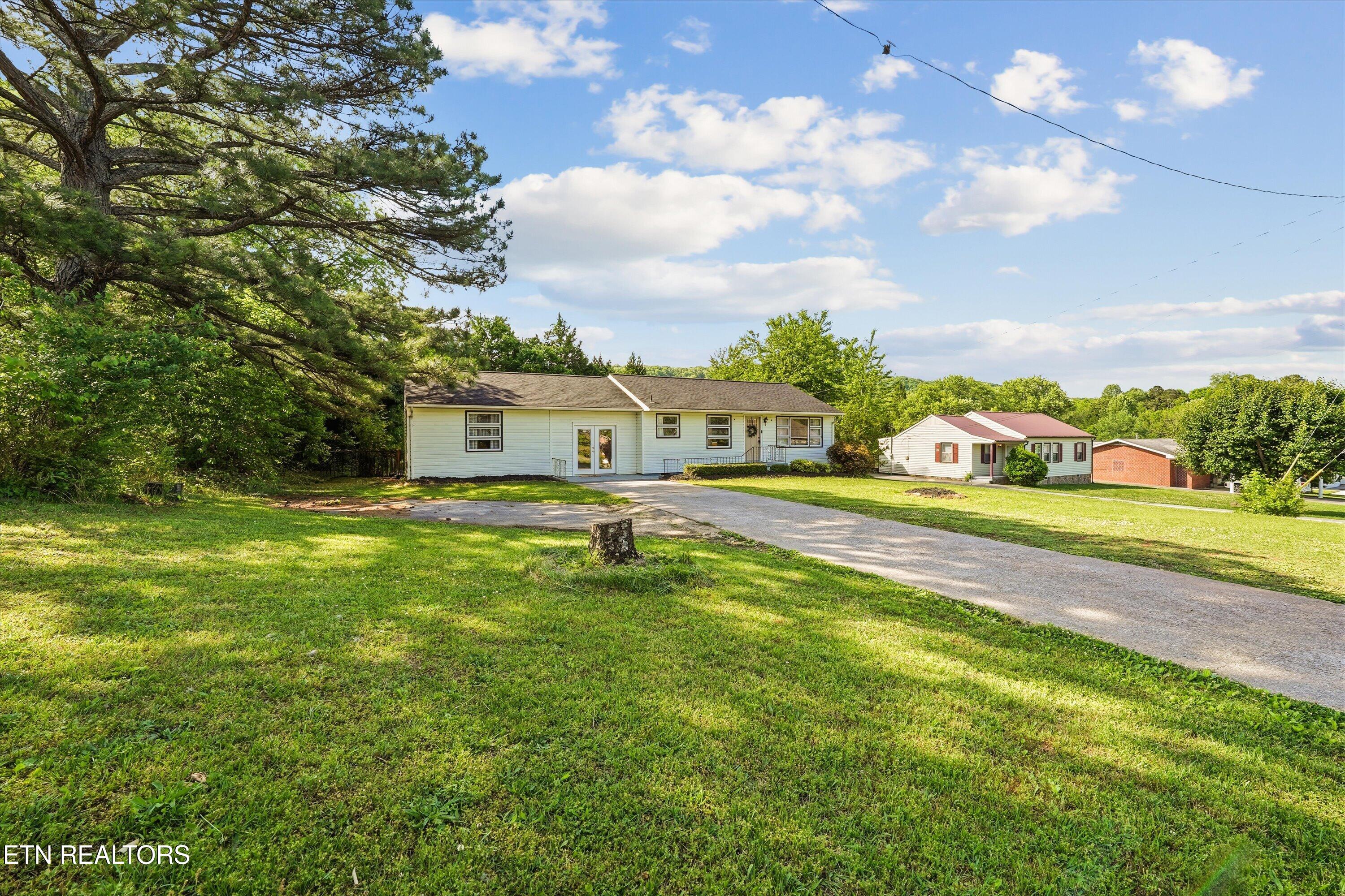 3322 Cunningham Road Knoxville TN 37918