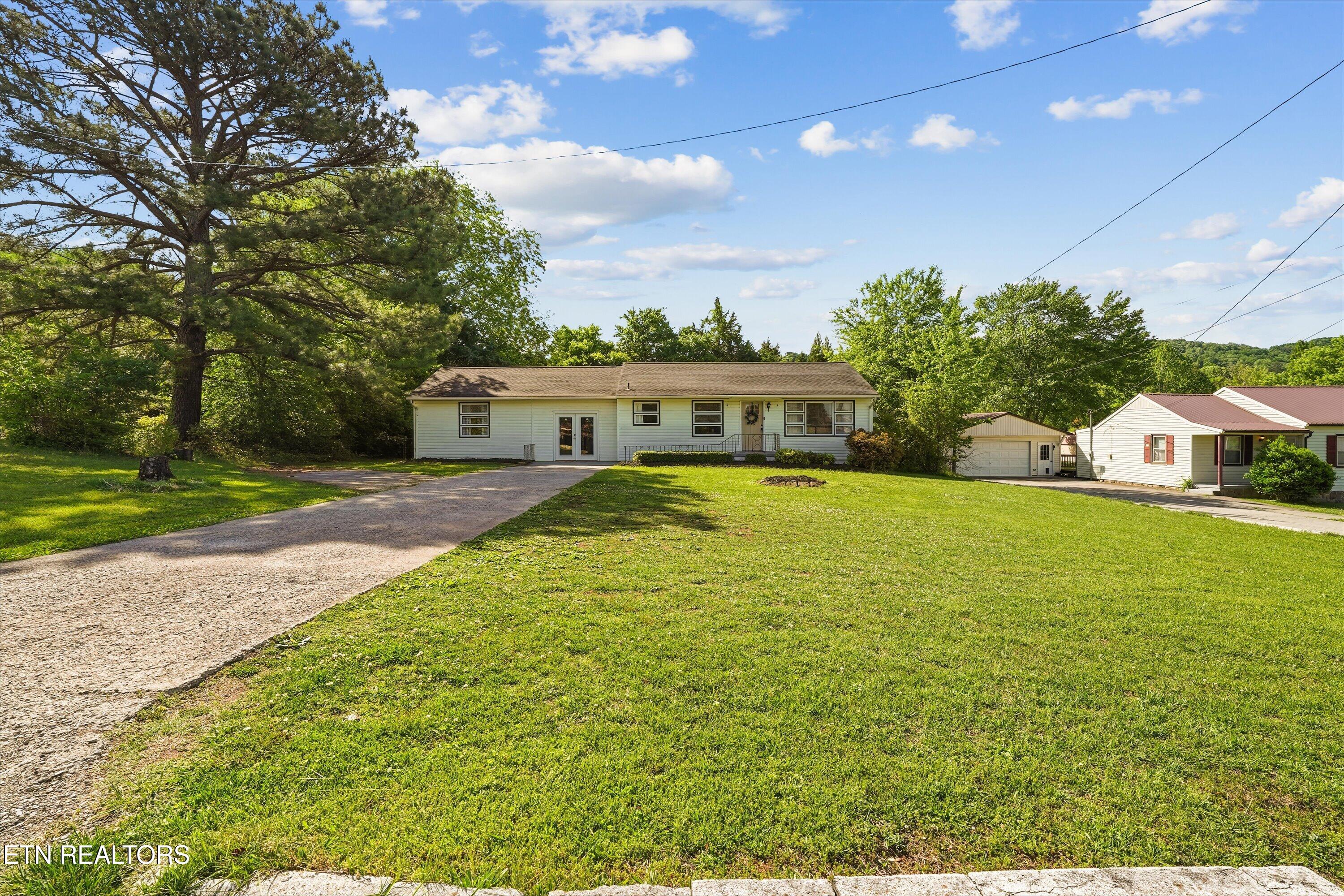3322 Cunningham Road Knoxville TN 37918