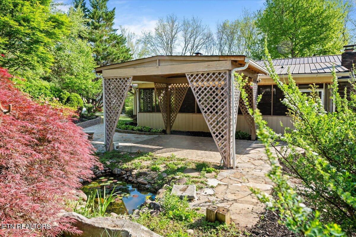 176 Michael Lane Jacksboro TN 37757