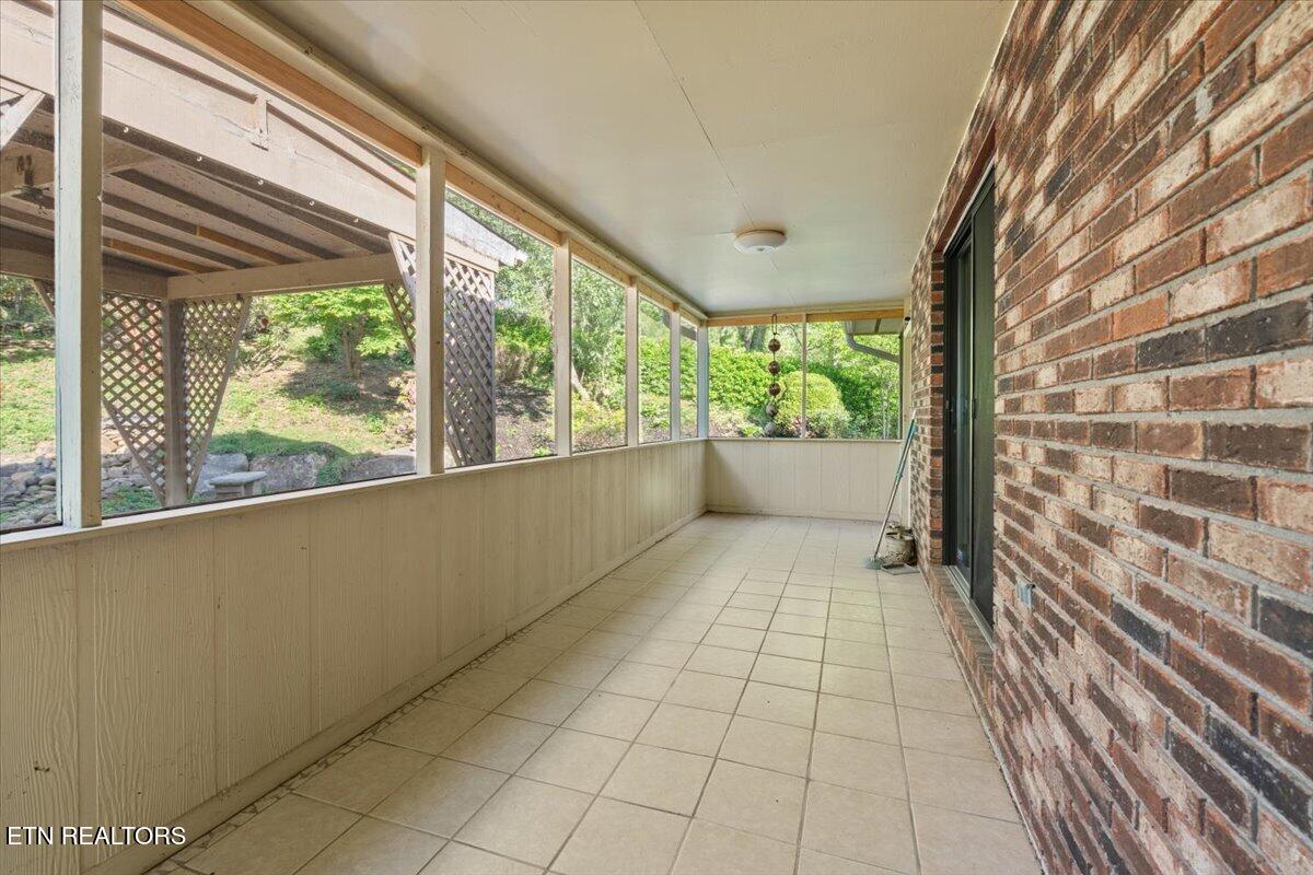 176 Michael Lane Jacksboro TN 37757