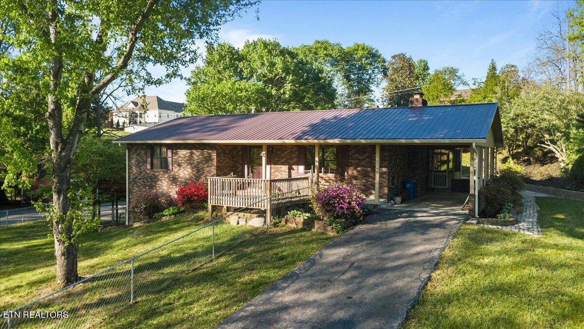 176 Michael Lane Jacksboro TN 37757