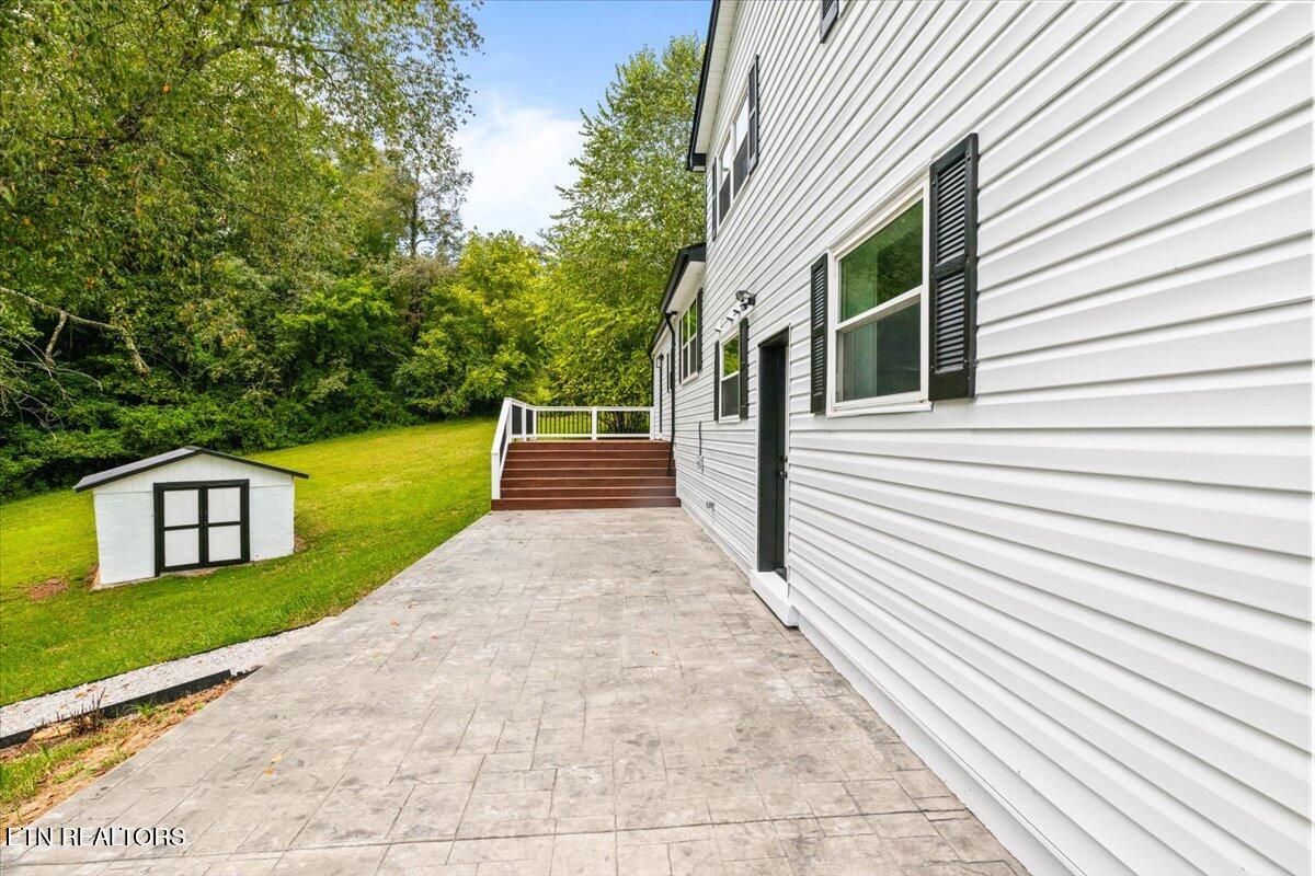 219 Reba Avenue Harriman TN 37748