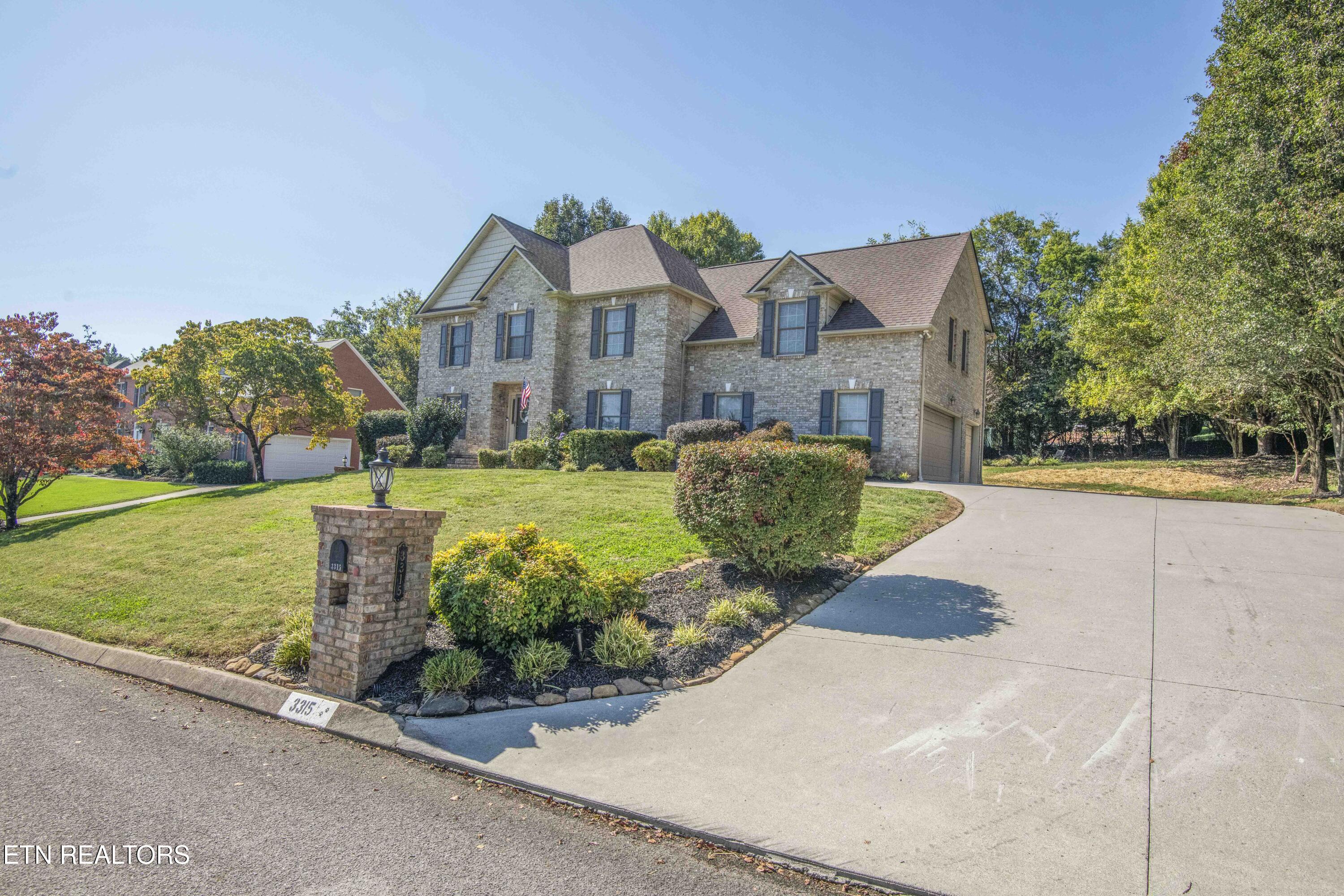 3315 Whispering Oaks Drive Knoxville TN 37938
