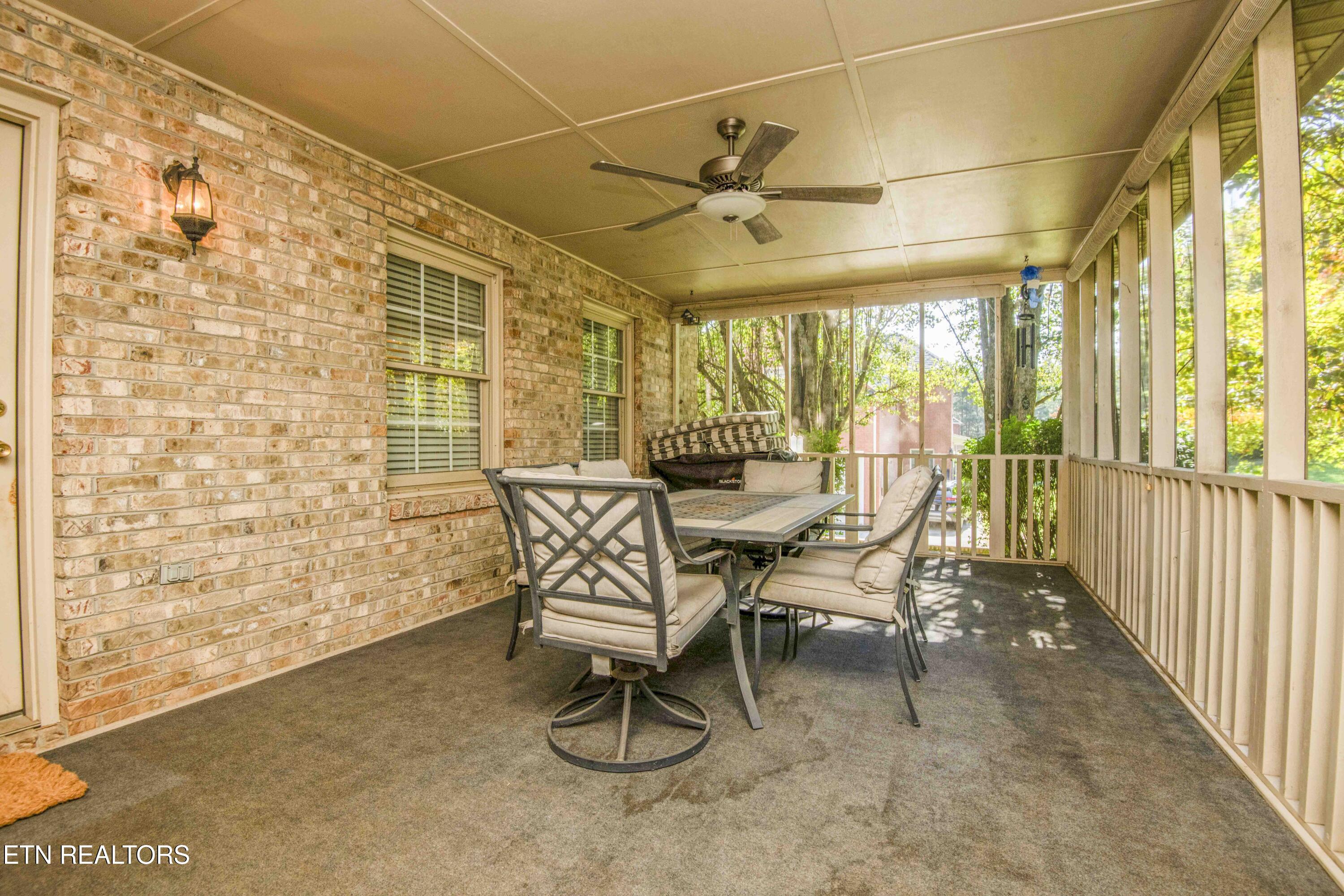 3315 Whispering Oaks Drive Knoxville TN 37938