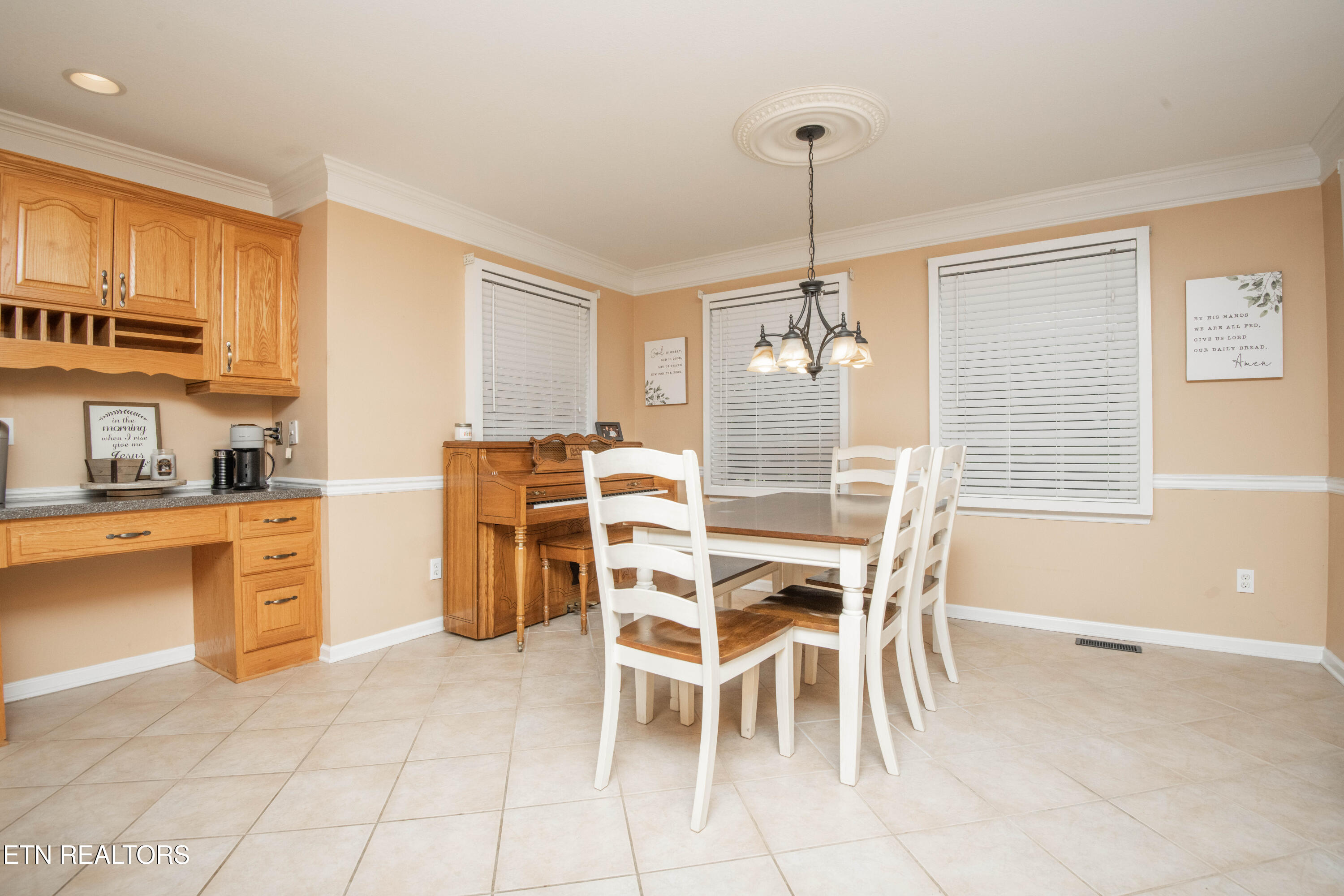 3315 Whispering Oaks Drive Knoxville TN 37938