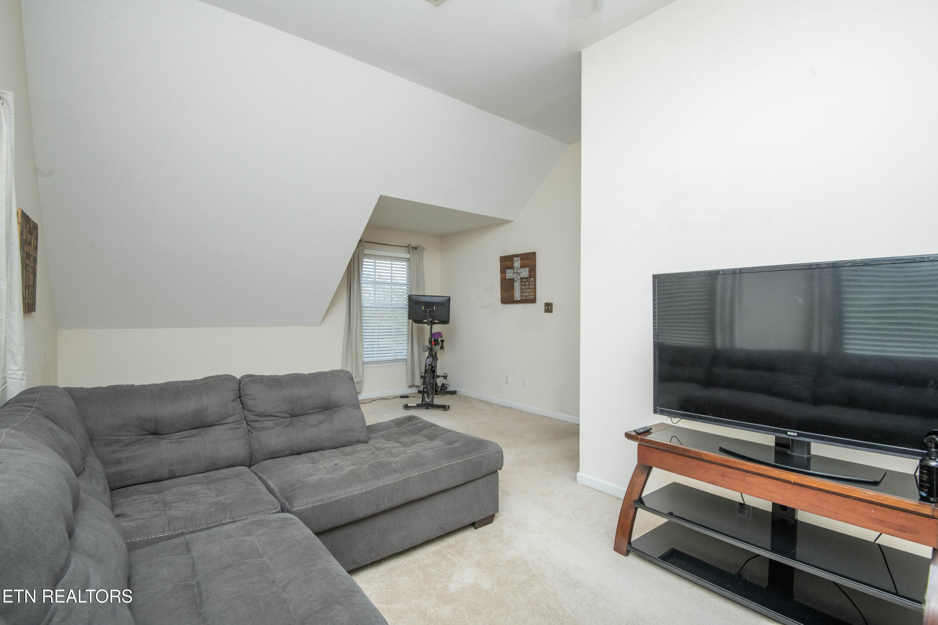 3315 Whispering Oaks Drive Knoxville TN 37938