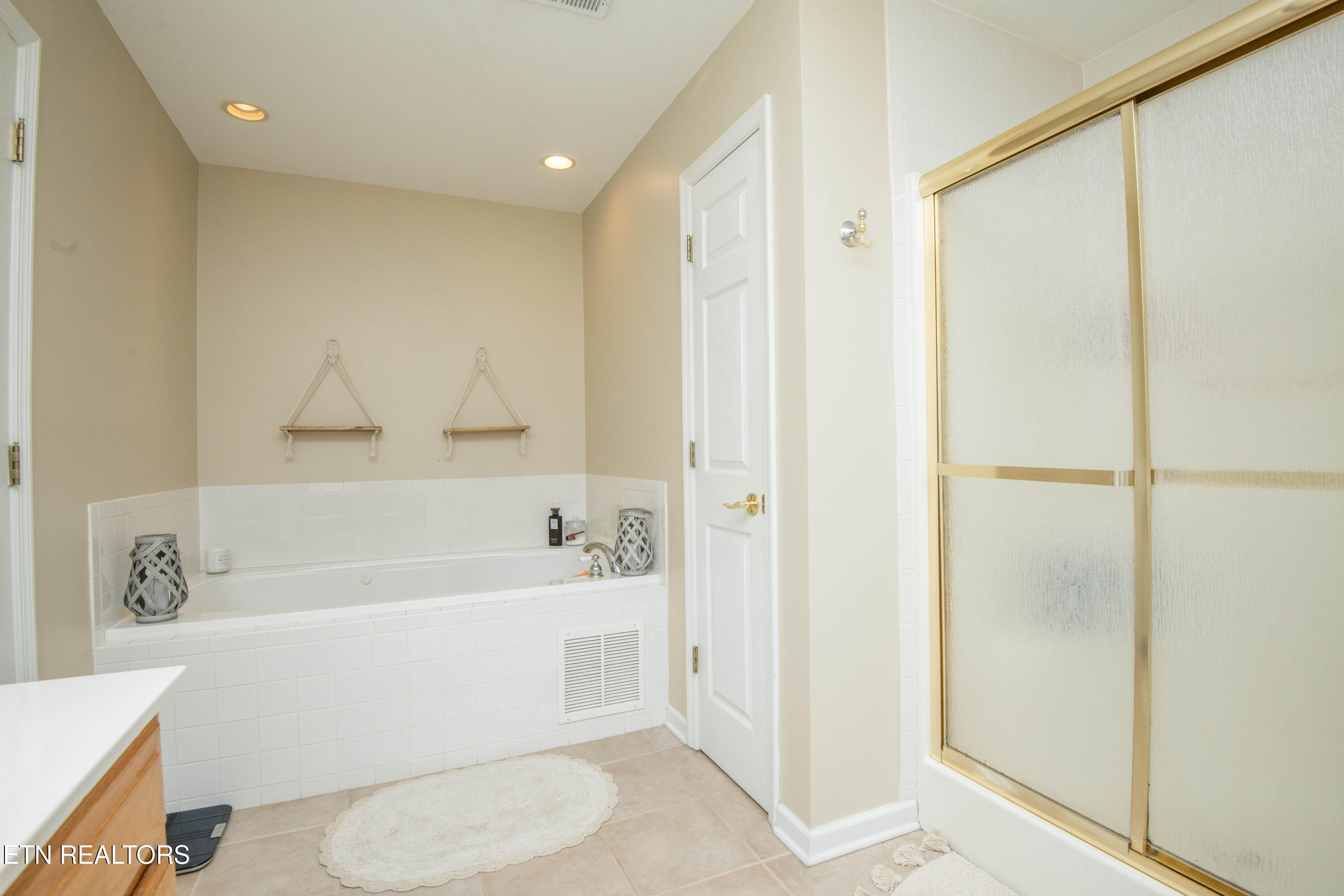 3315 Whispering Oaks Drive Knoxville TN 37938