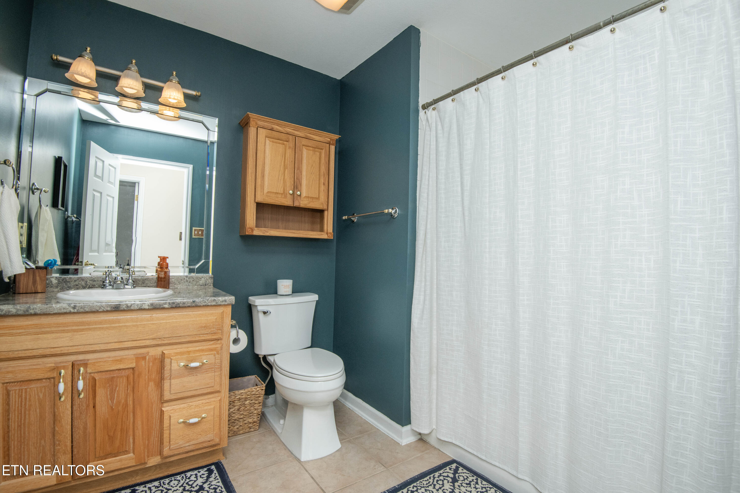 3315 Whispering Oaks Drive Knoxville TN 37938