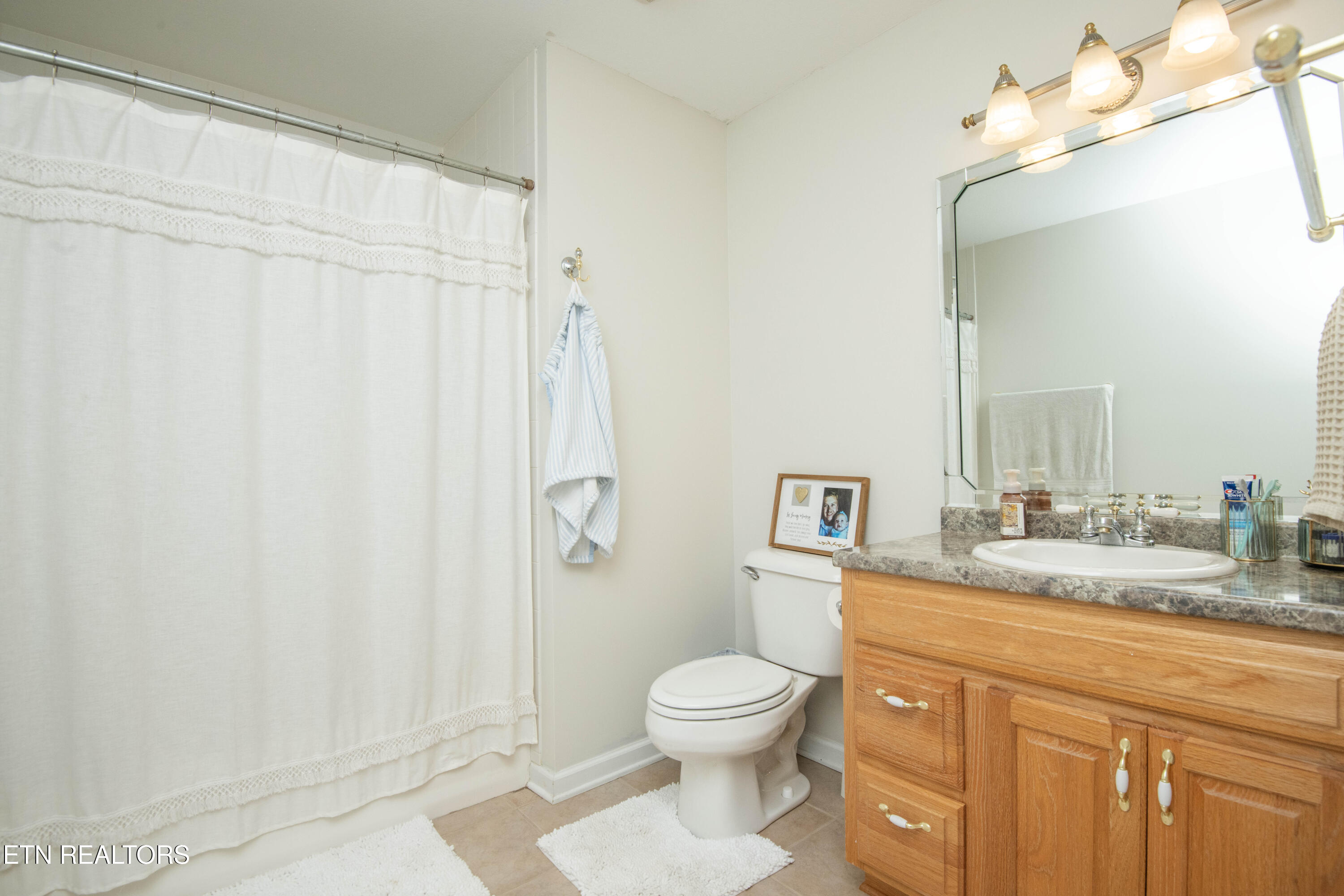 3315 Whispering Oaks Drive Knoxville TN 37938