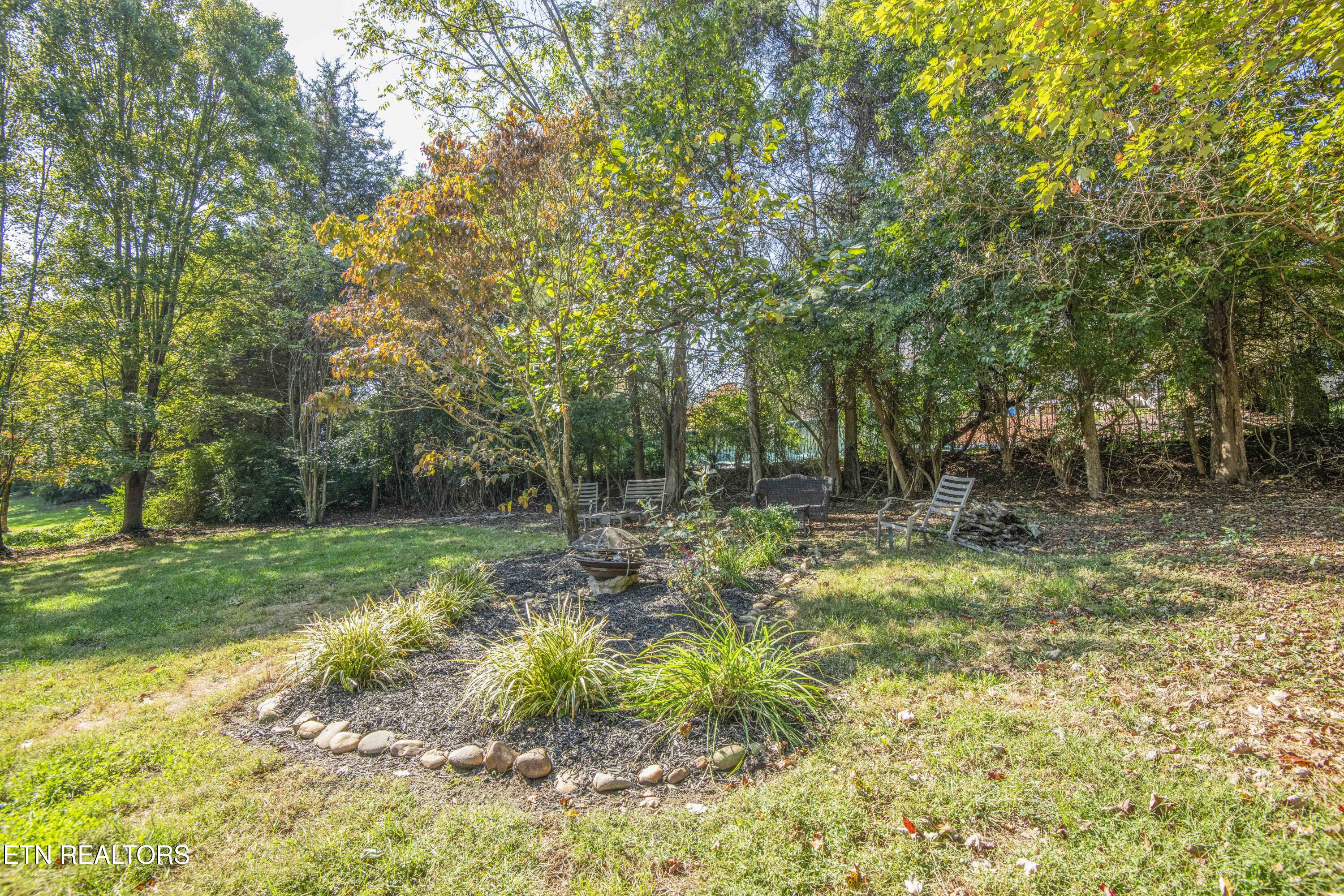 3315 Whispering Oaks Drive Knoxville TN 37938