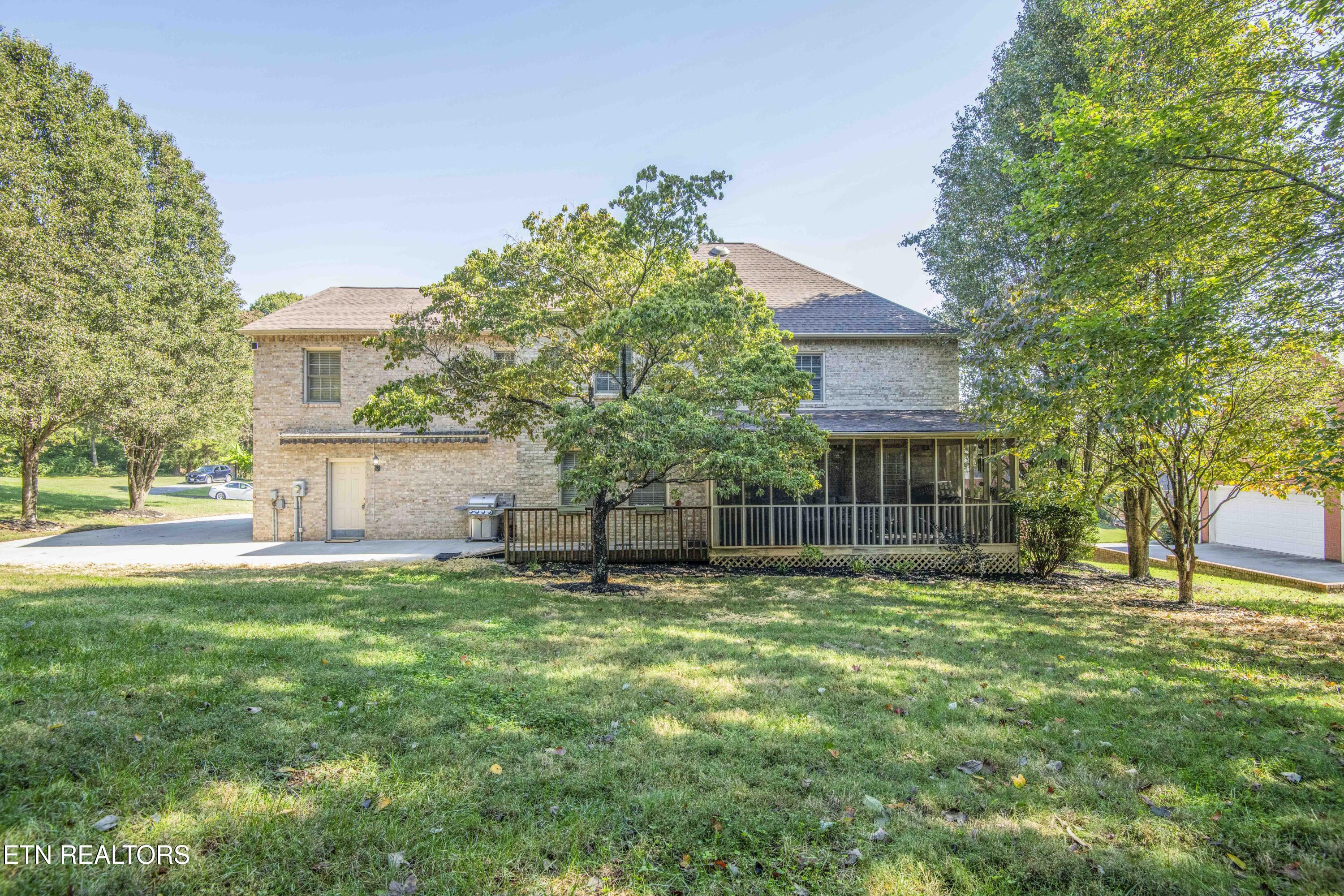 3315 Whispering Oaks Drive Knoxville TN 37938