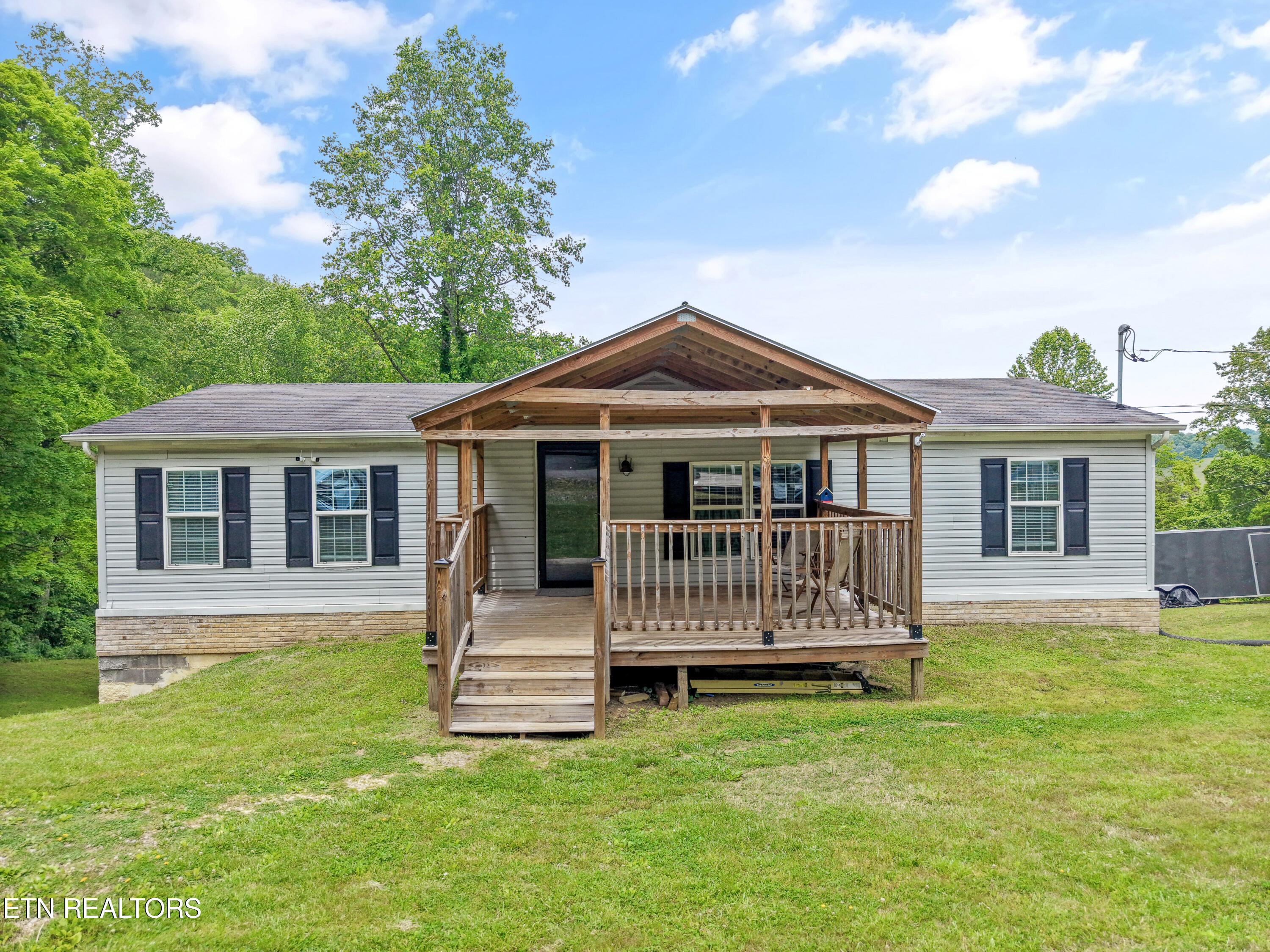 495 Monroe Road Maynardville TN 37807