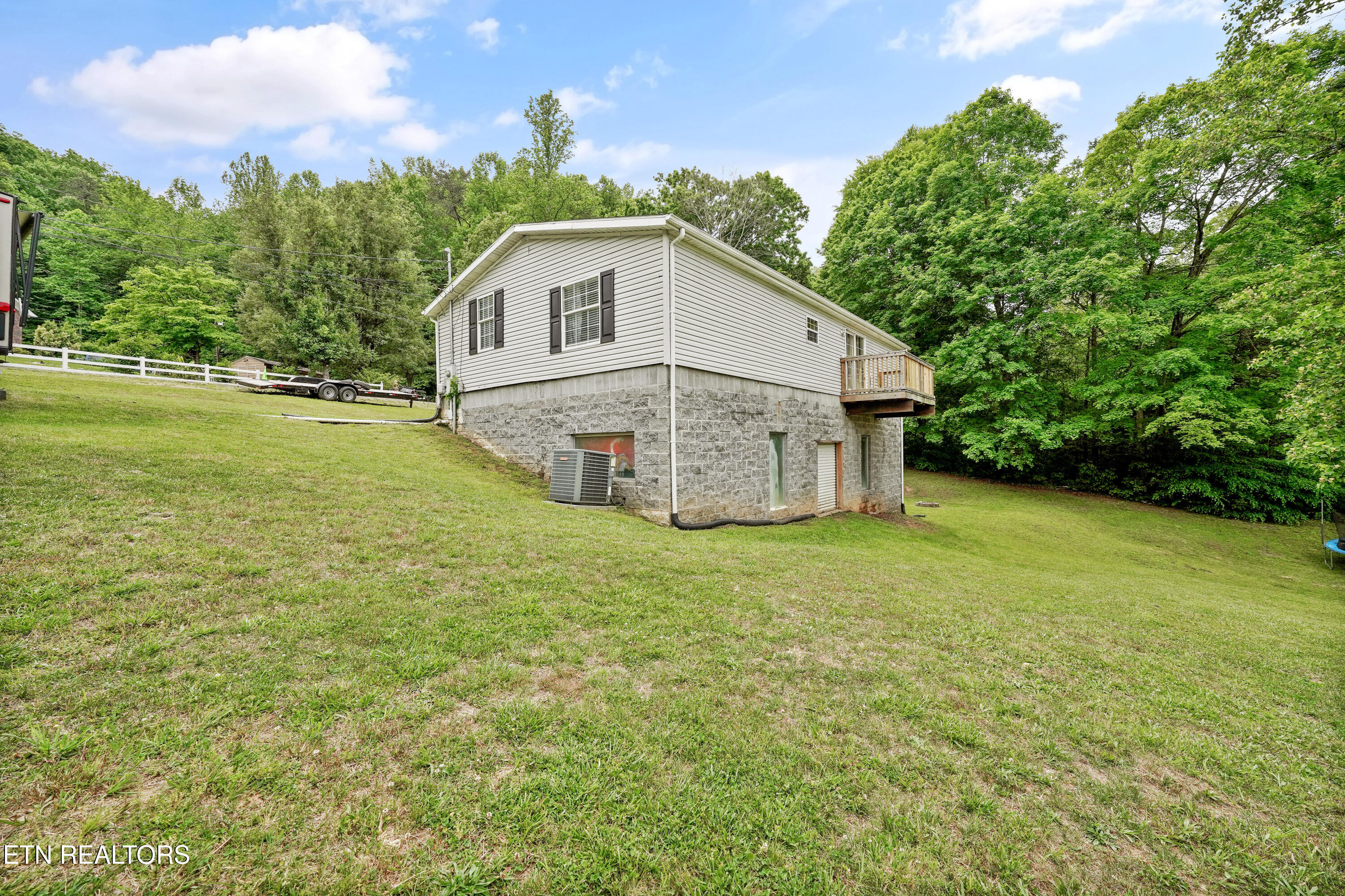 495 Monroe Road Maynardville TN 37807
