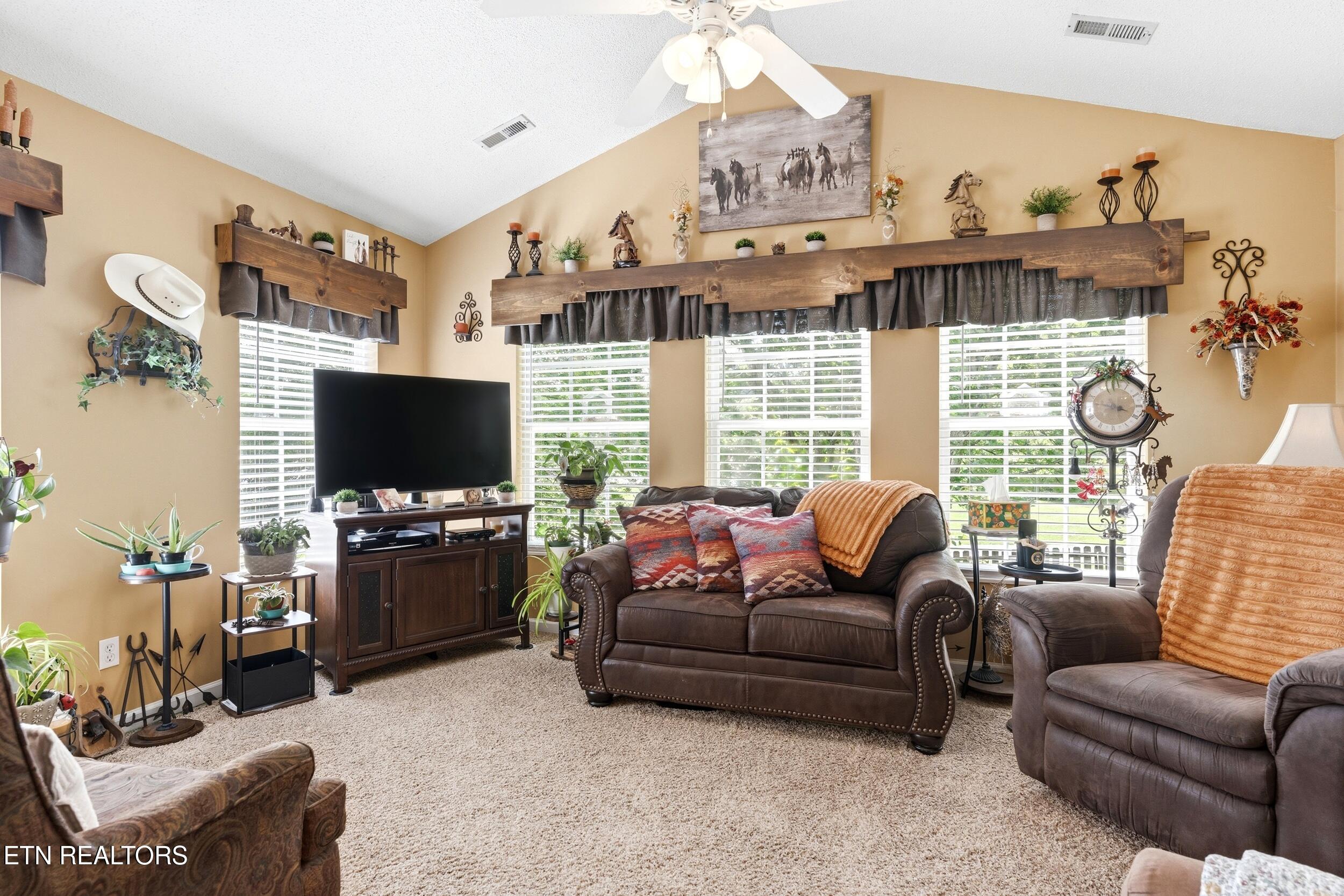 241 Edinburgh Drive Lenoir City TN 37771