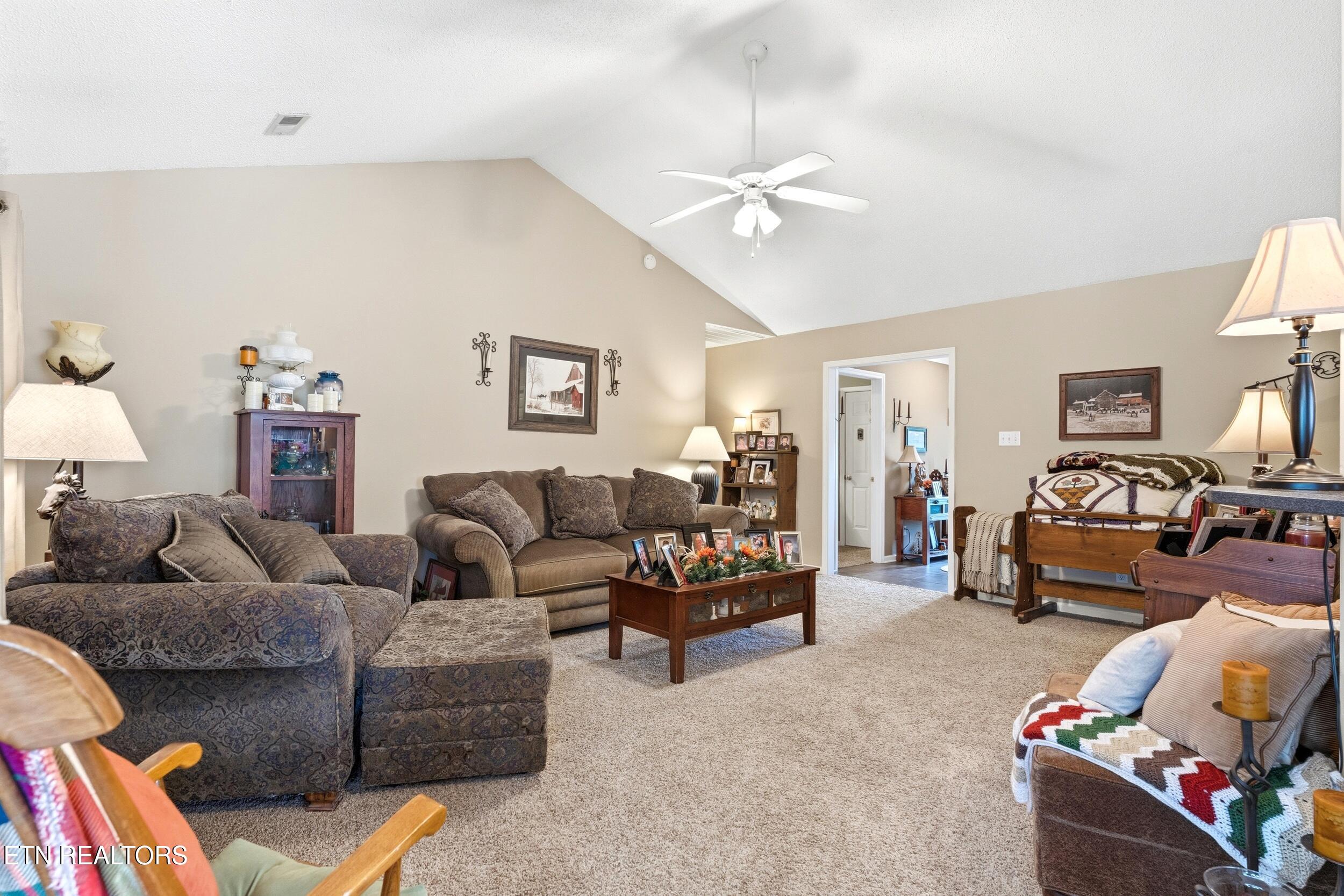 241 Edinburgh Drive Lenoir City TN 37771