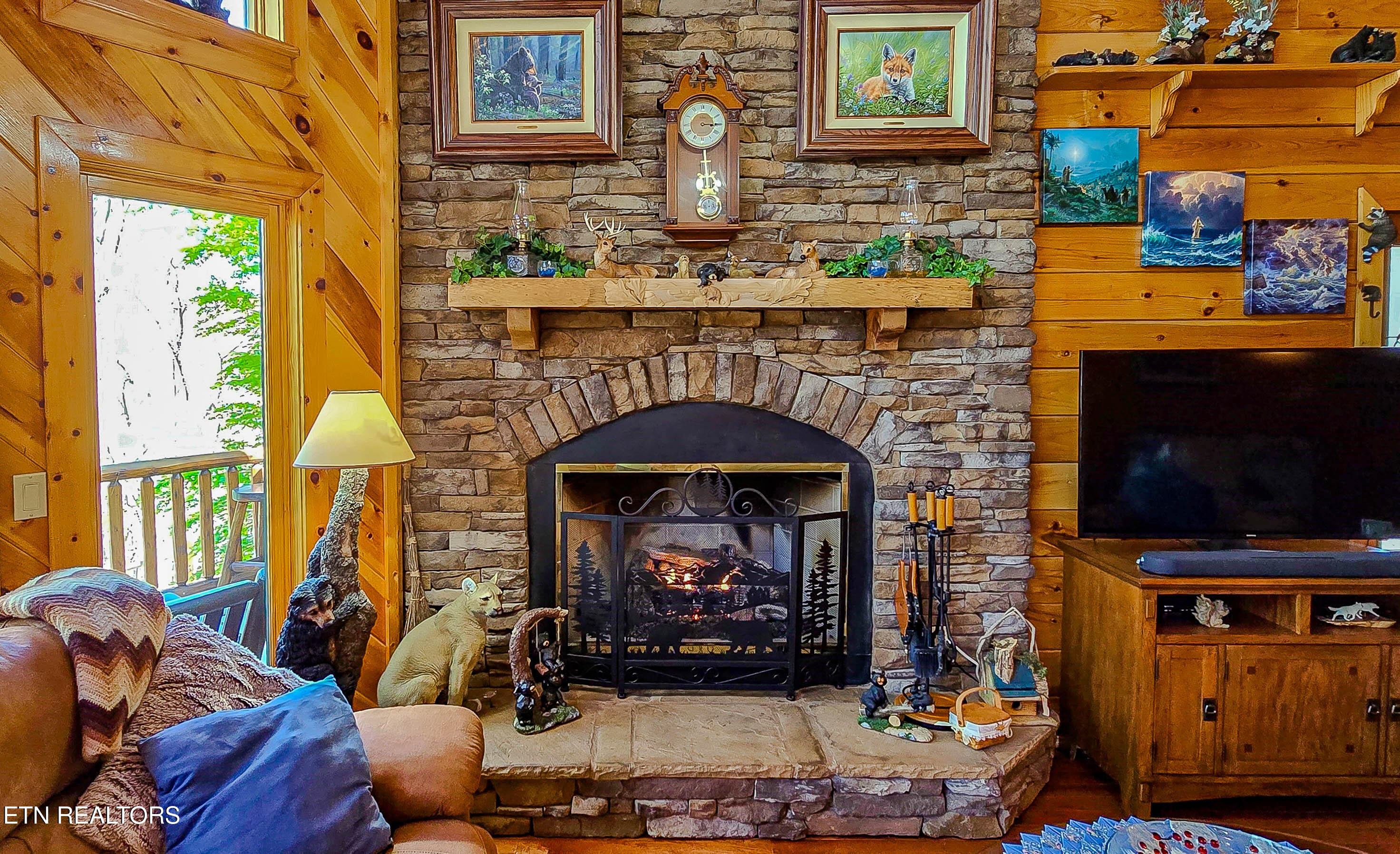 3341 Sugar Maple Loop Road Sevierville TN 37862