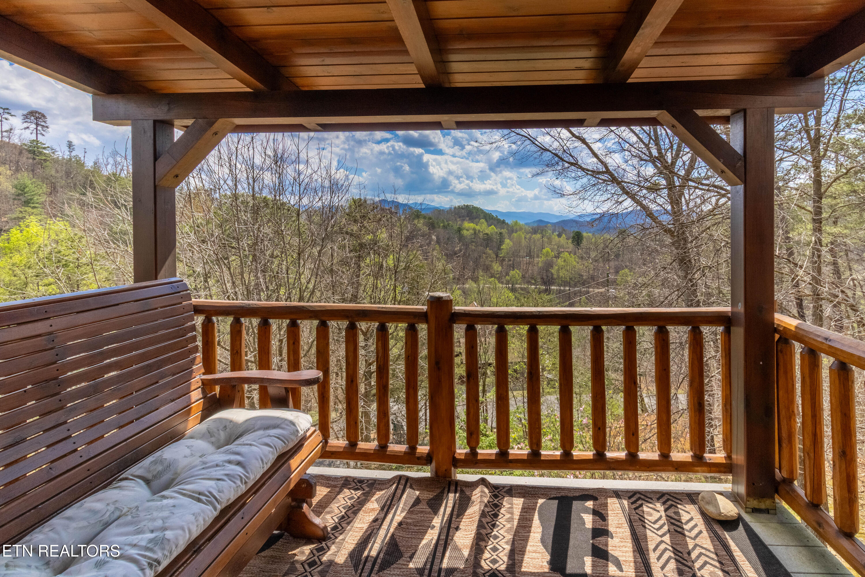 3341 Sugar Maple Loop Road Sevierville TN 37862