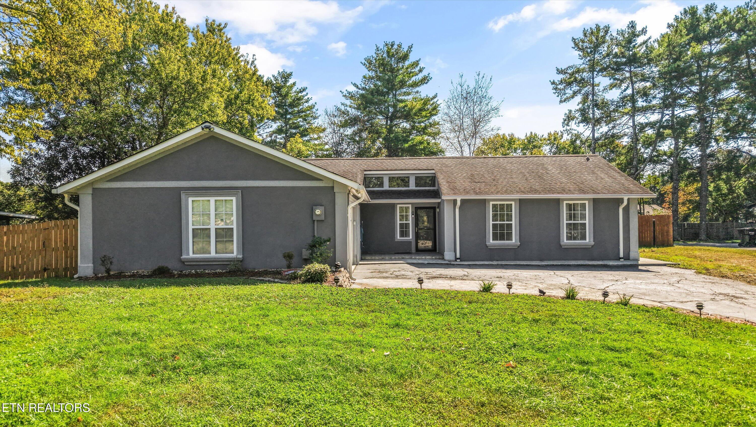1625 El Prado Drive Knoxville TN 37922