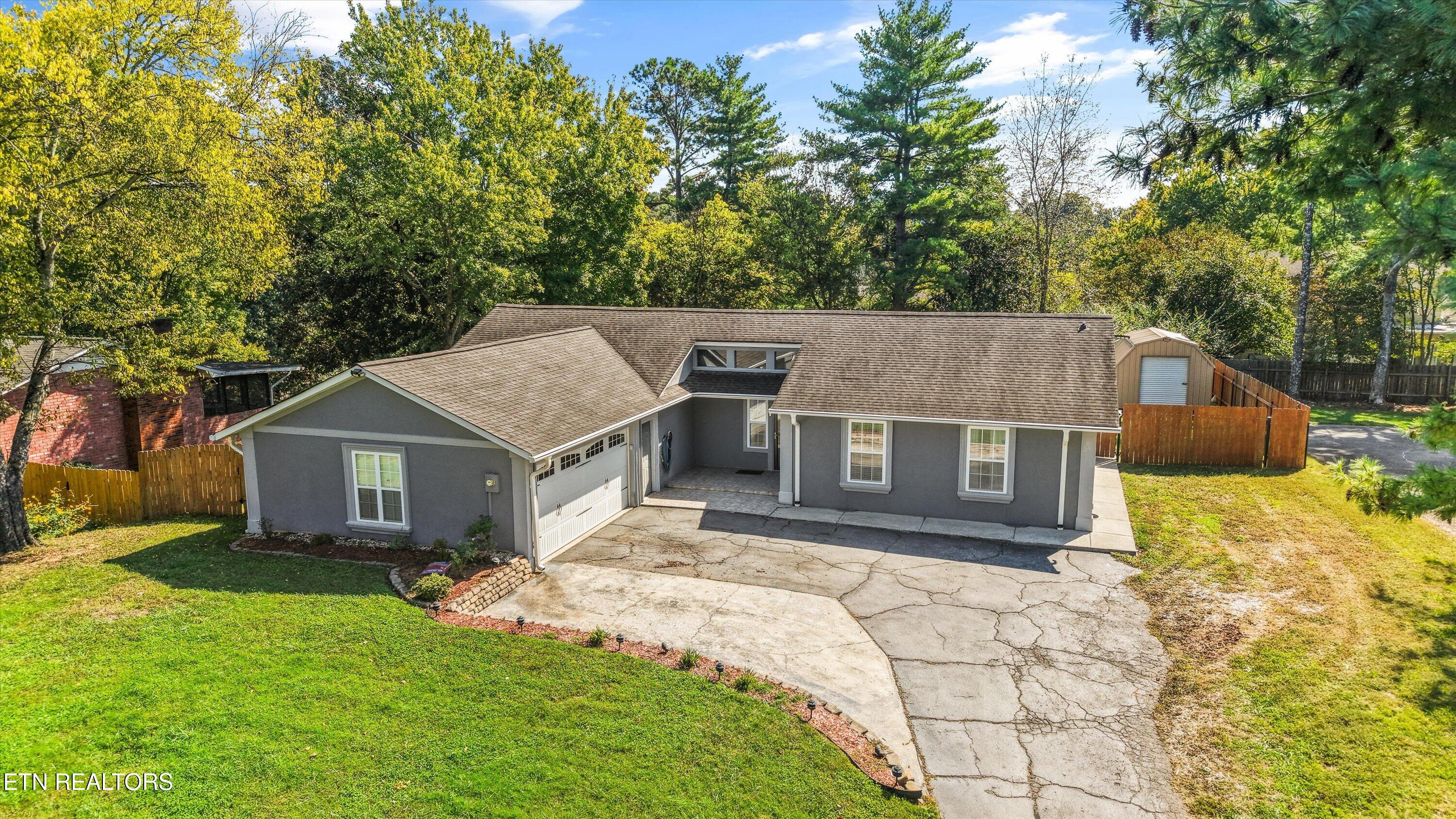 1625 El Prado Drive Knoxville TN 37922