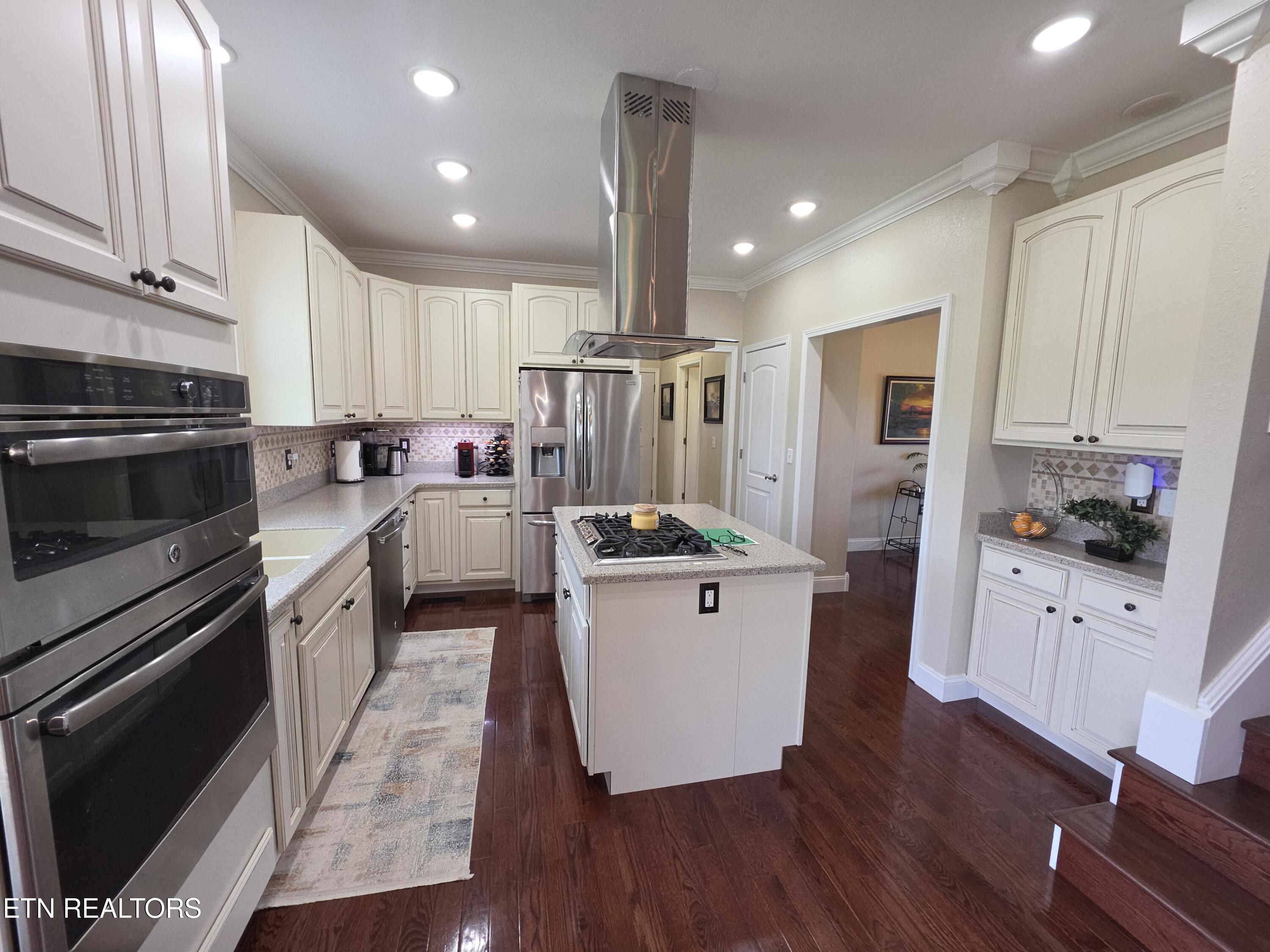 317 Oak Grove Road Harrogate TN 37752