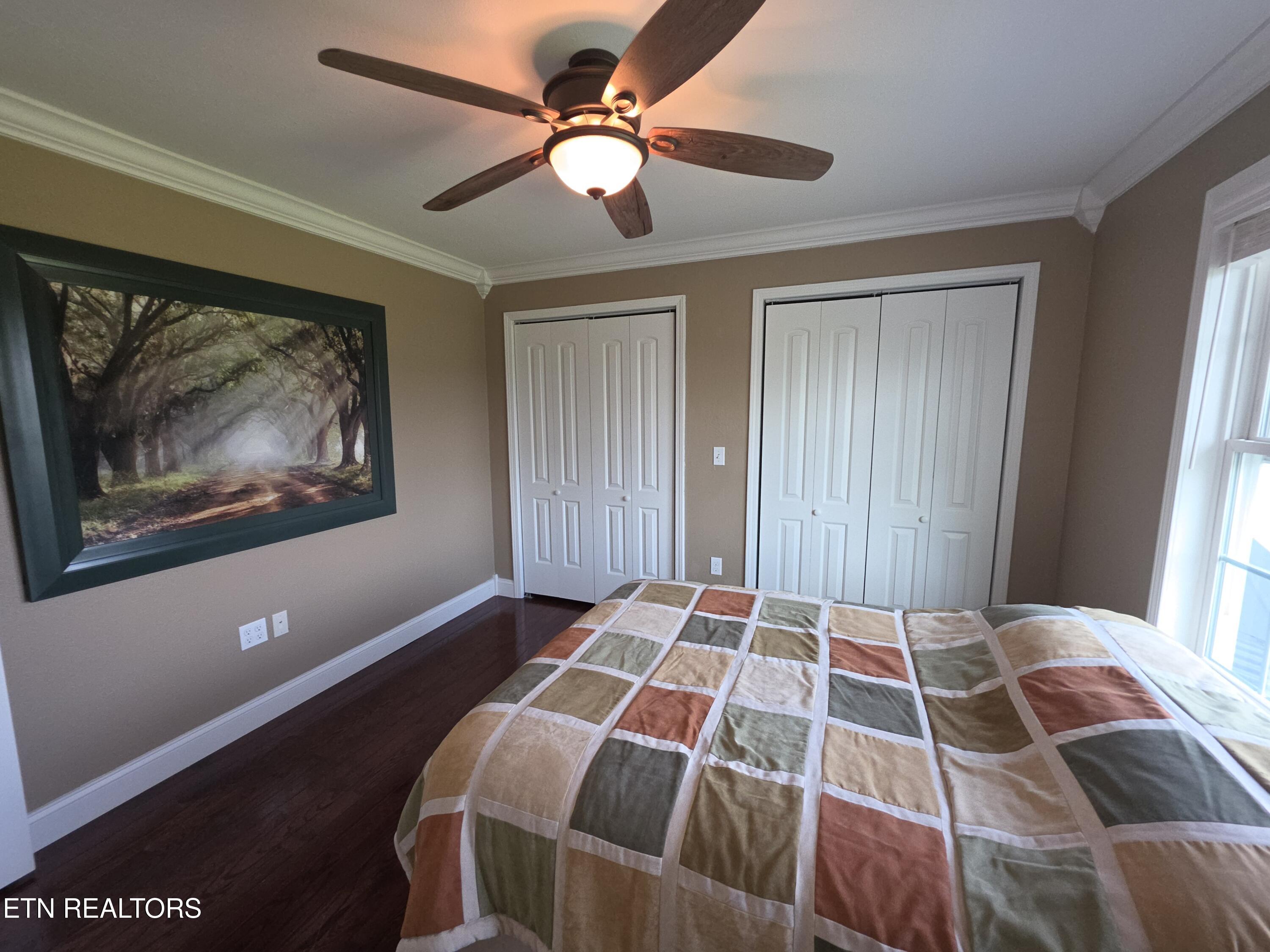 317 Oak Grove Road Harrogate TN 37752