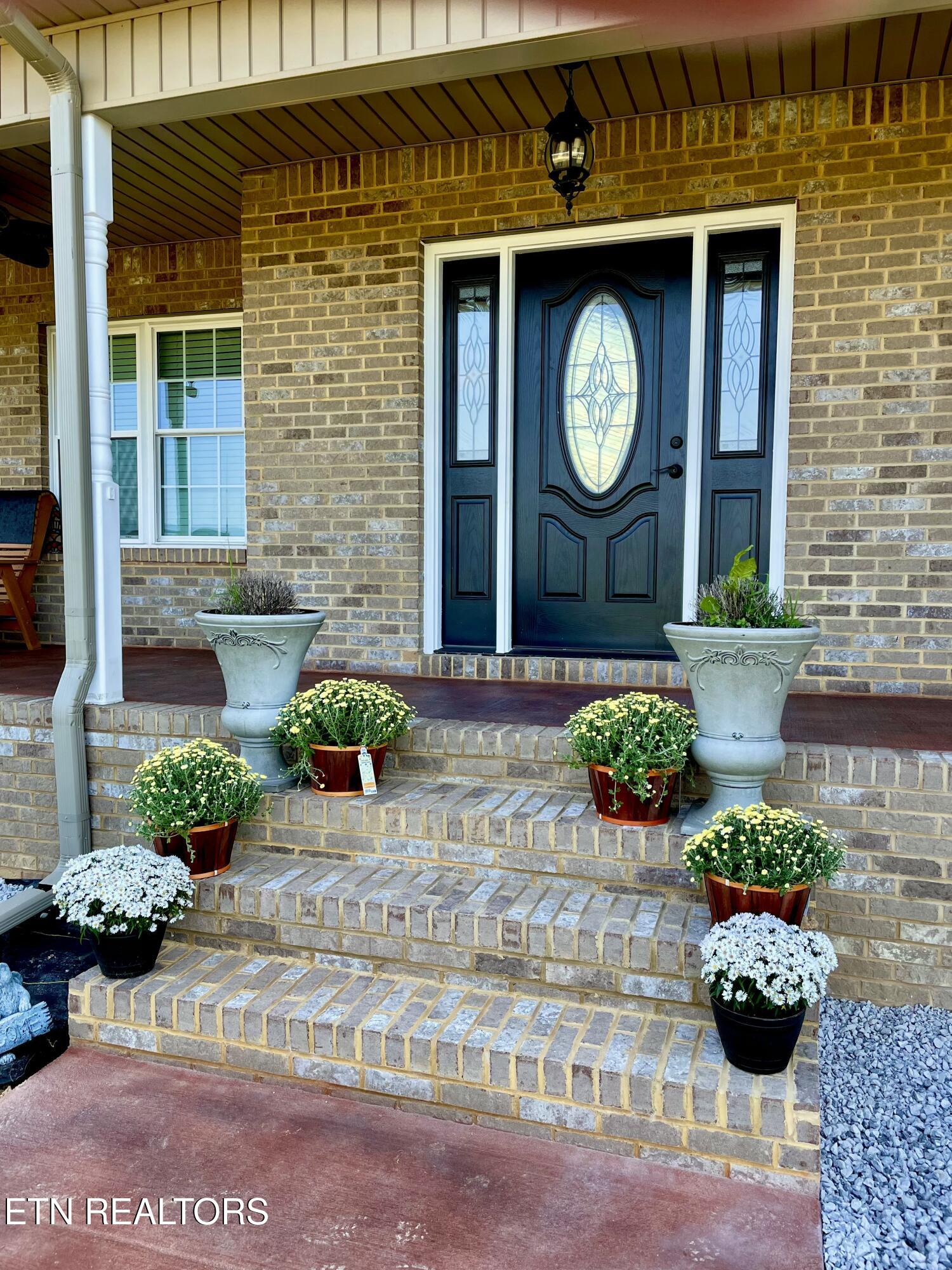 317 Oak Grove Road Harrogate TN 37752