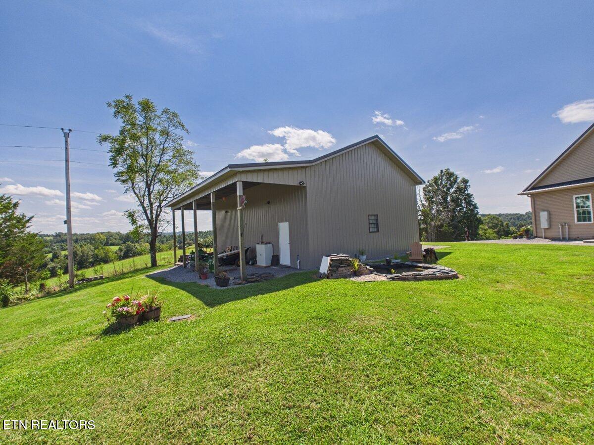 317 Oak Grove Road Harrogate TN 37752