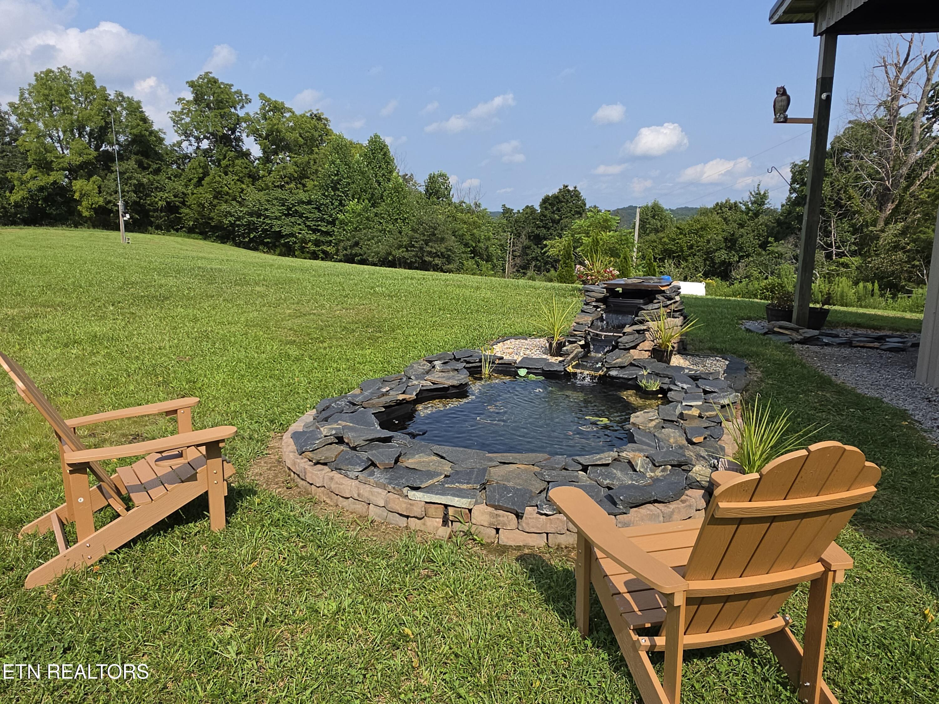 317 Oak Grove Road Harrogate TN 37752
