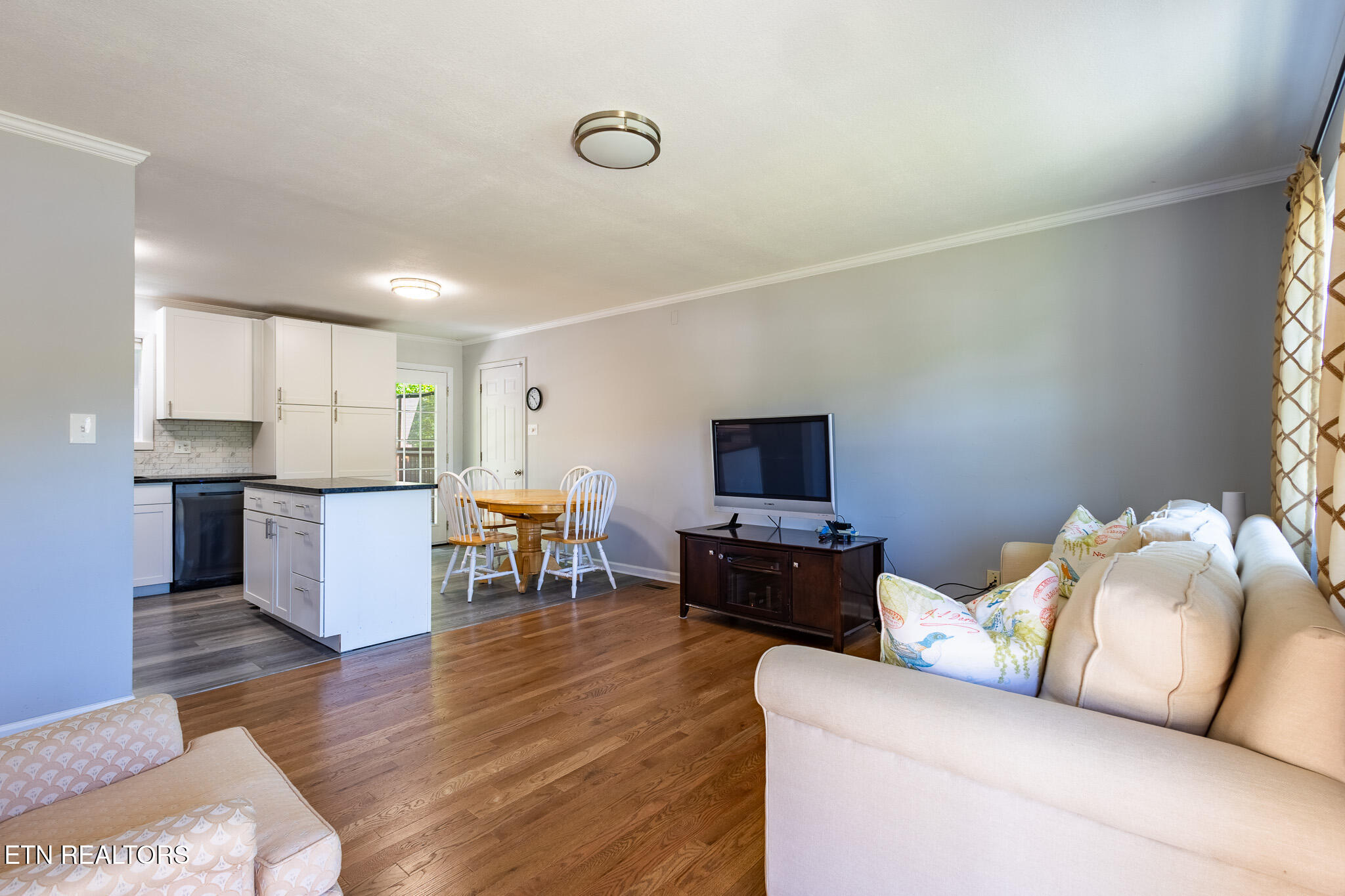 613 Red Bud Lane Oliver Springs TN 37840